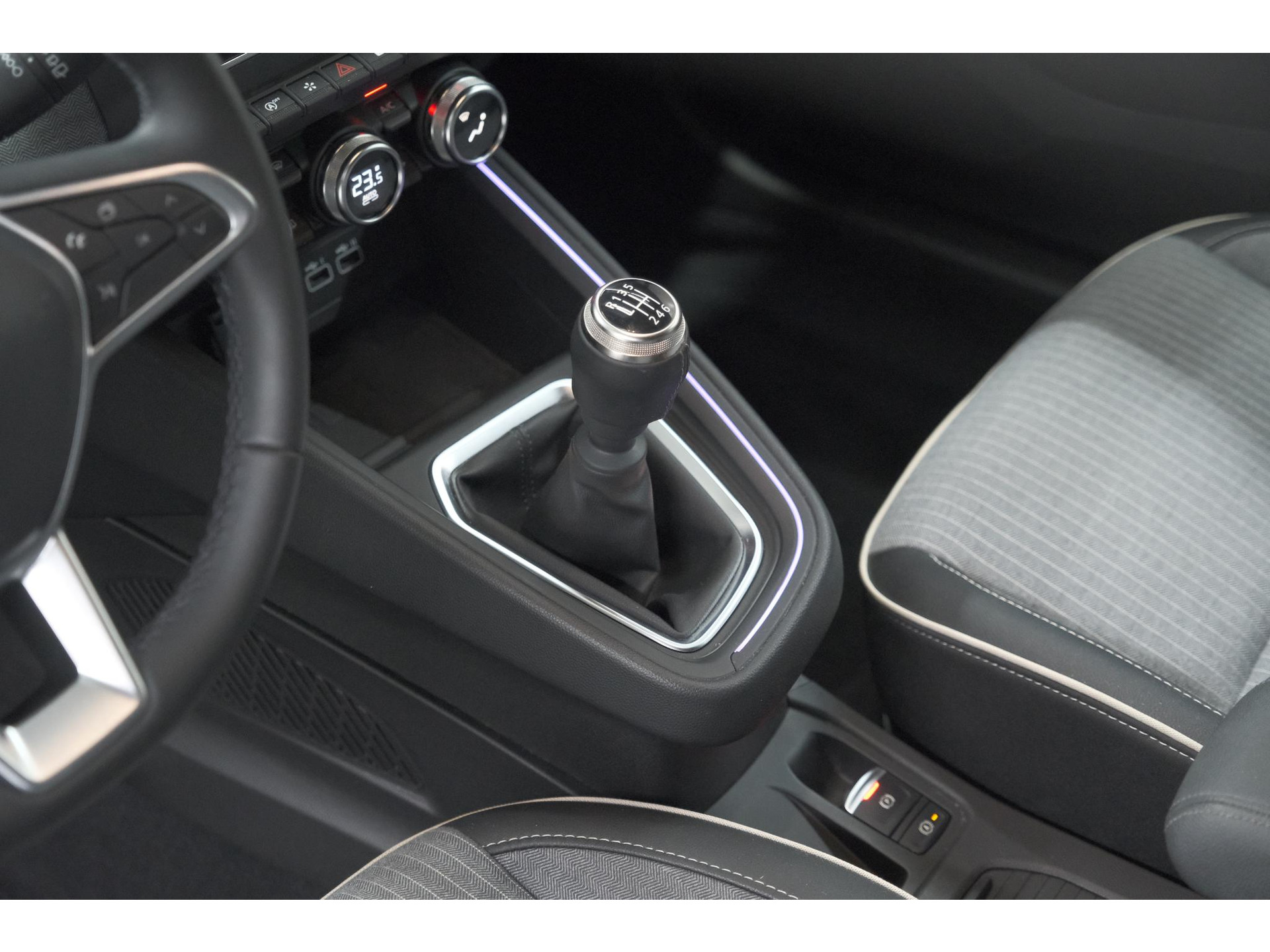 Renault Clio TCe 90 GPF techno | 360 Camera | Dodehoekdetectie | Adaptieve Cruise Control