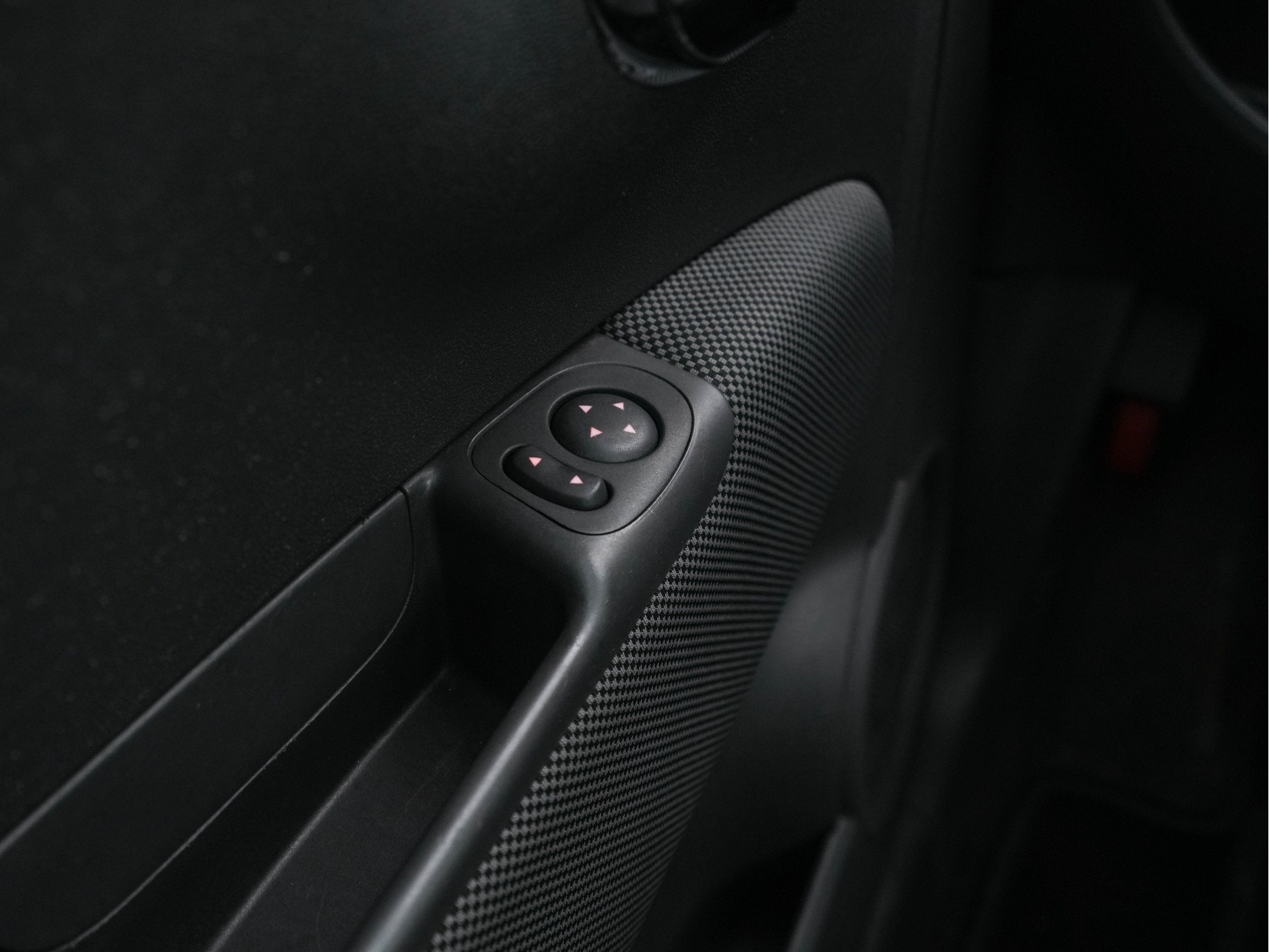 Fiat 500 0.9 TwinAir Lounge *PANO | AIRCO | PDC | COMFORT-SEATS | RADIO-CD/MP3 | CHROME-PACK | 15''ALU*