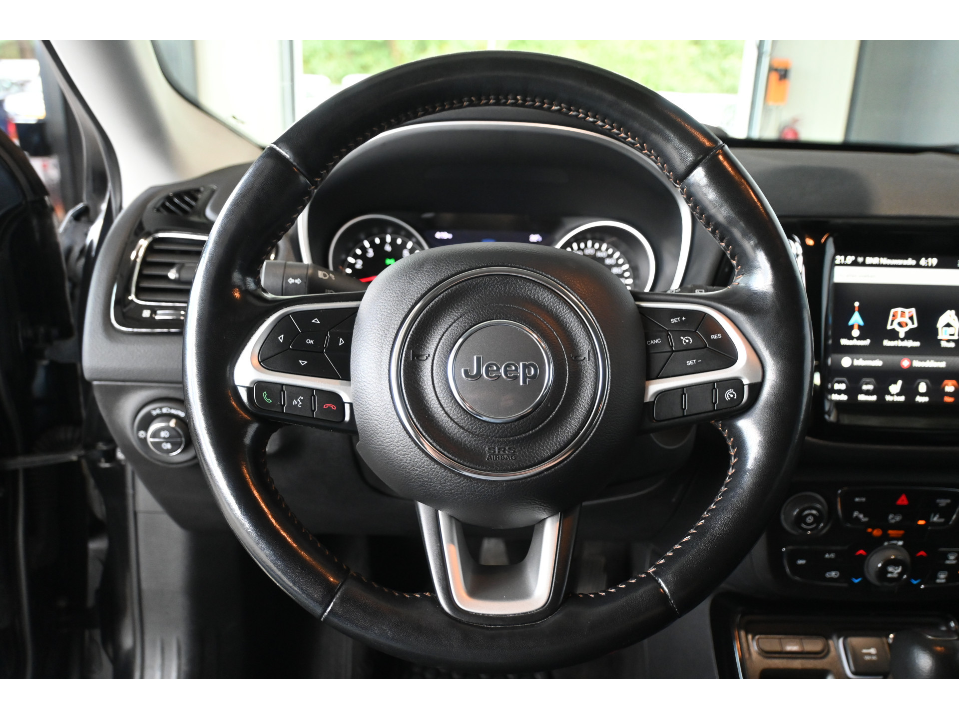 Jeep Compass 1.3T Limited Automaat Nap! Navigatie Cruise PDC Clima Xenon Stoel / Stuurverwarming 1e Eigenaar! Inruil Mogelijk!
