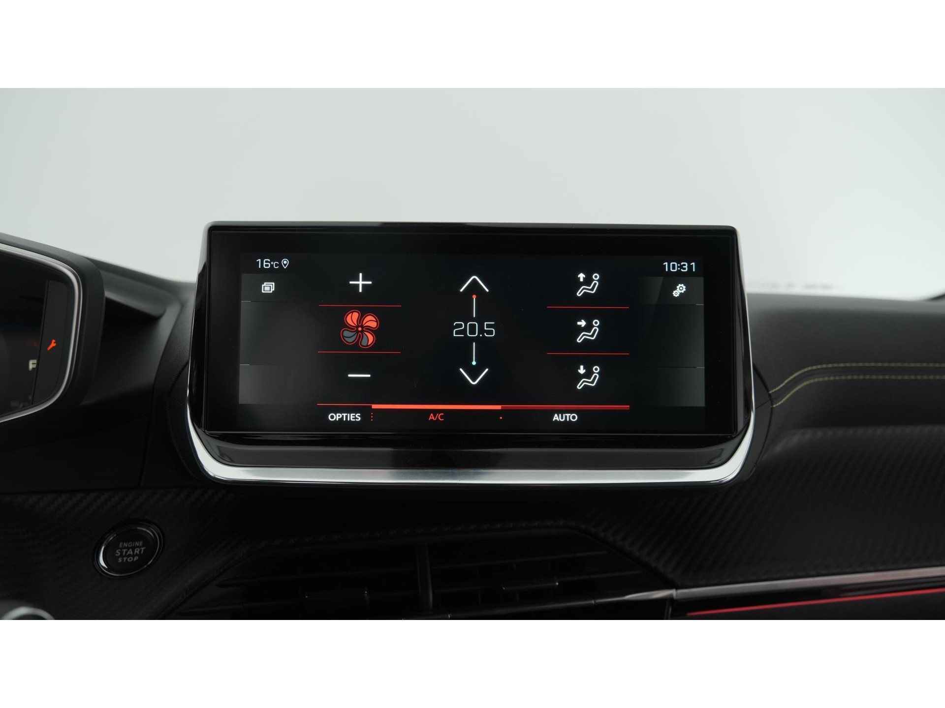 Peugeot 2008 PureTech 130 GT | Camera | Dodehoekdetectie | Navigatie | Parkeersensoren | Stoelverwarming