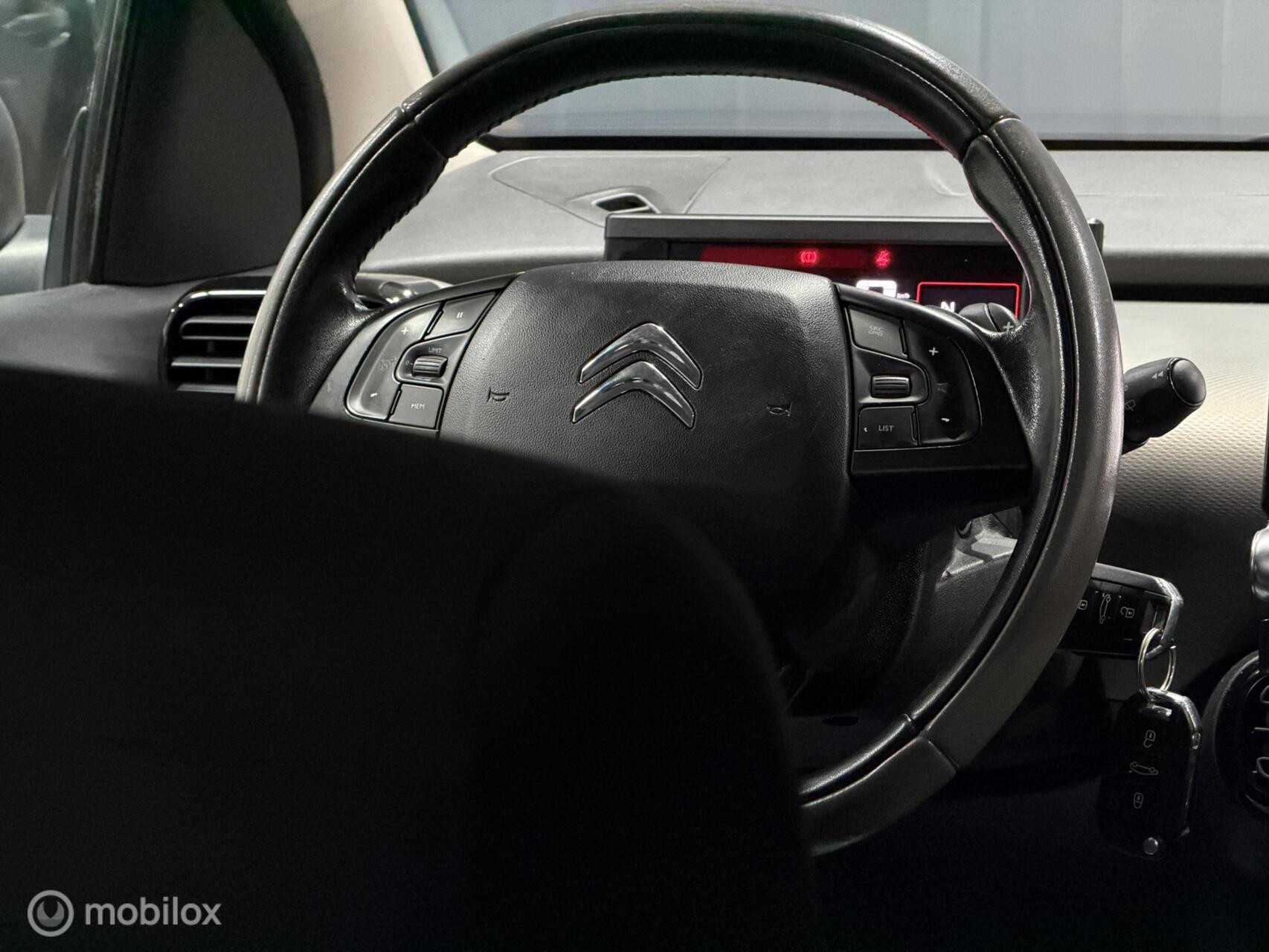 Citroën C4 Cactus 1.2 PureTech Shine|Automaat|NAP|Camera|Navi