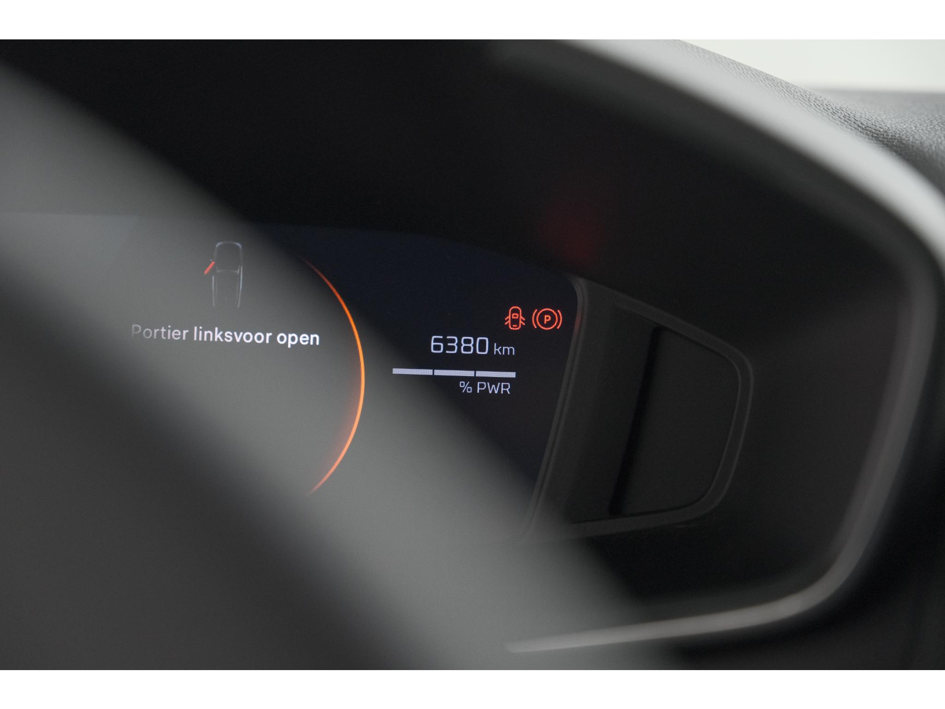 Peugeot 2008 1.2 Hybrid 145 Allure | 360 Camera | Adaptieve Cruise Control | Dodehoekdetectie