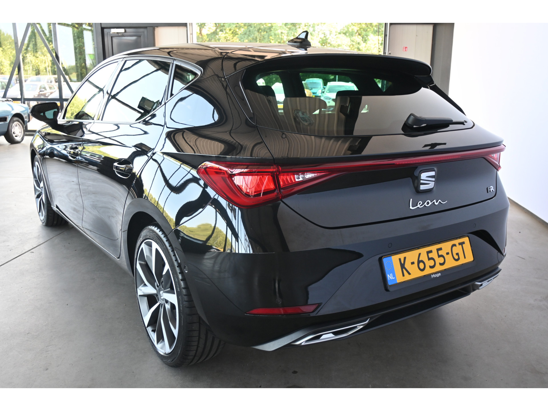 SEAT Leon 1.5 TSI FR Launch Edition Clima Navigatie Carplay Virtual LED Rijklaarprijs! Inruil Mogelijk!
