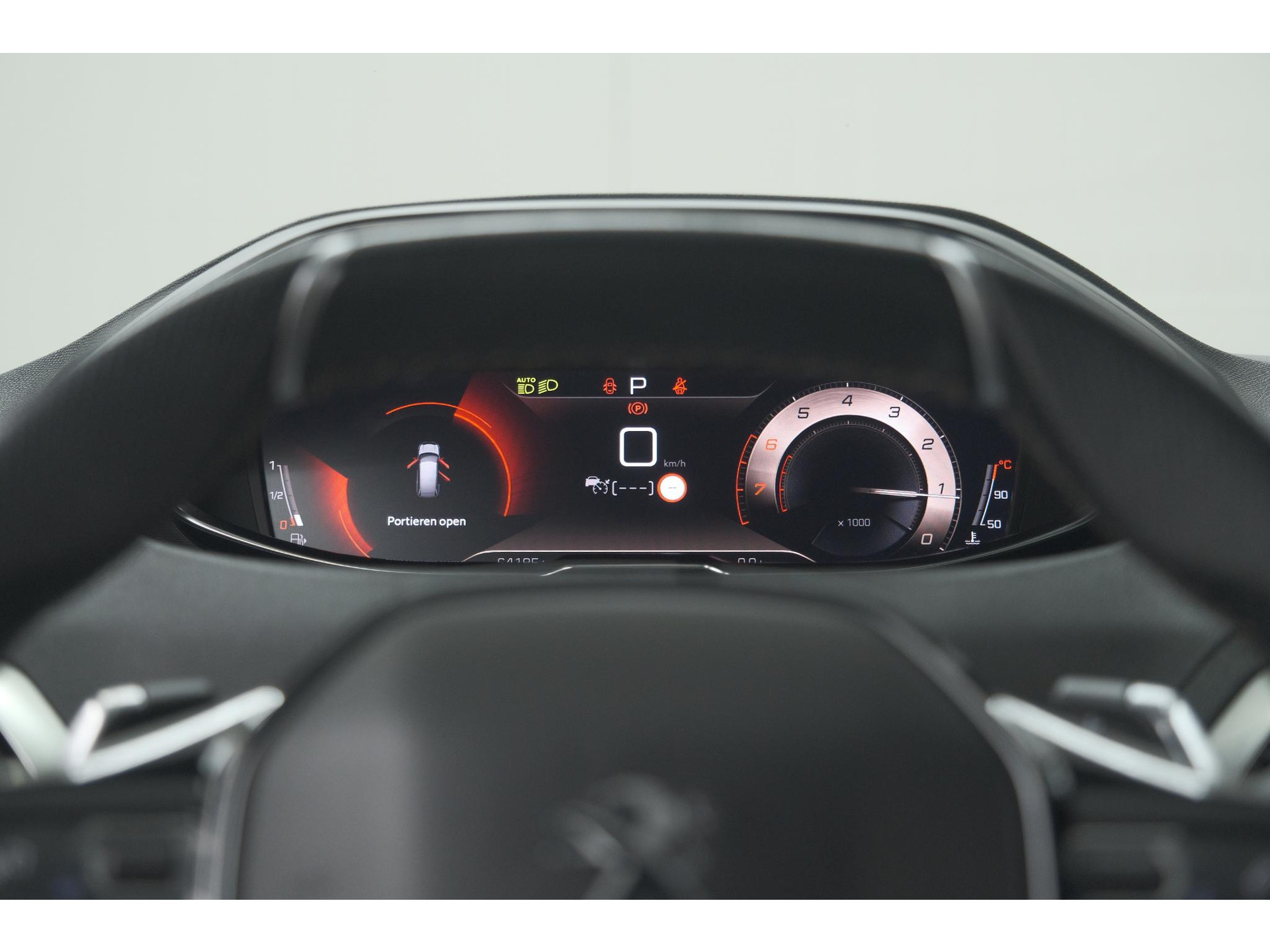 Peugeot 5008 PureTech 130 EAT8 GT Black Pack | Elektrische Kofferklep | Camera | Adaptieve Cruise Control | Dodehoekdetectie