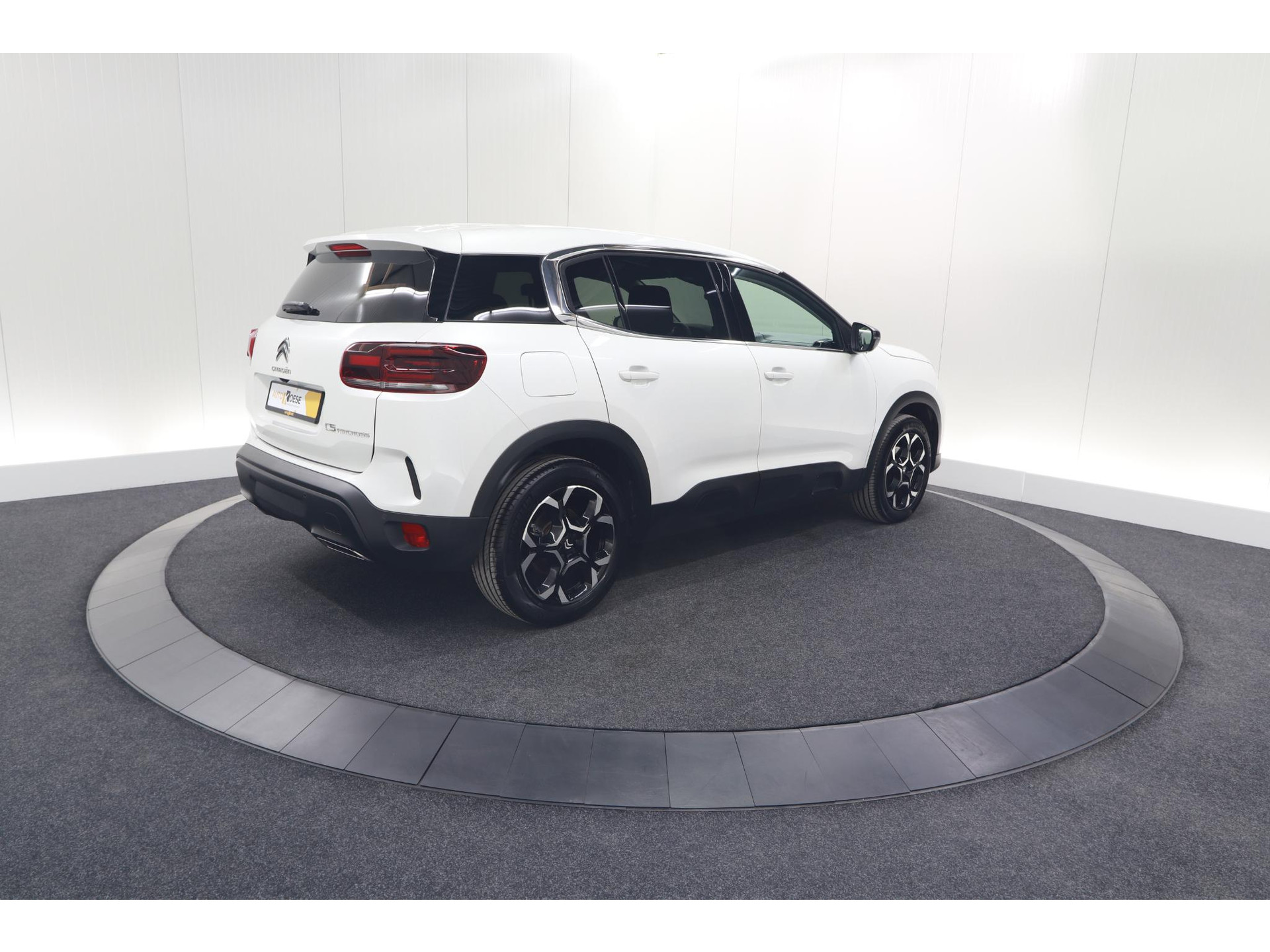 Citroen C5 Aircross Hybrid 136 e-DCS7 Plus | Camera | Navigatie | Parkeersensoren | Apple Carplay