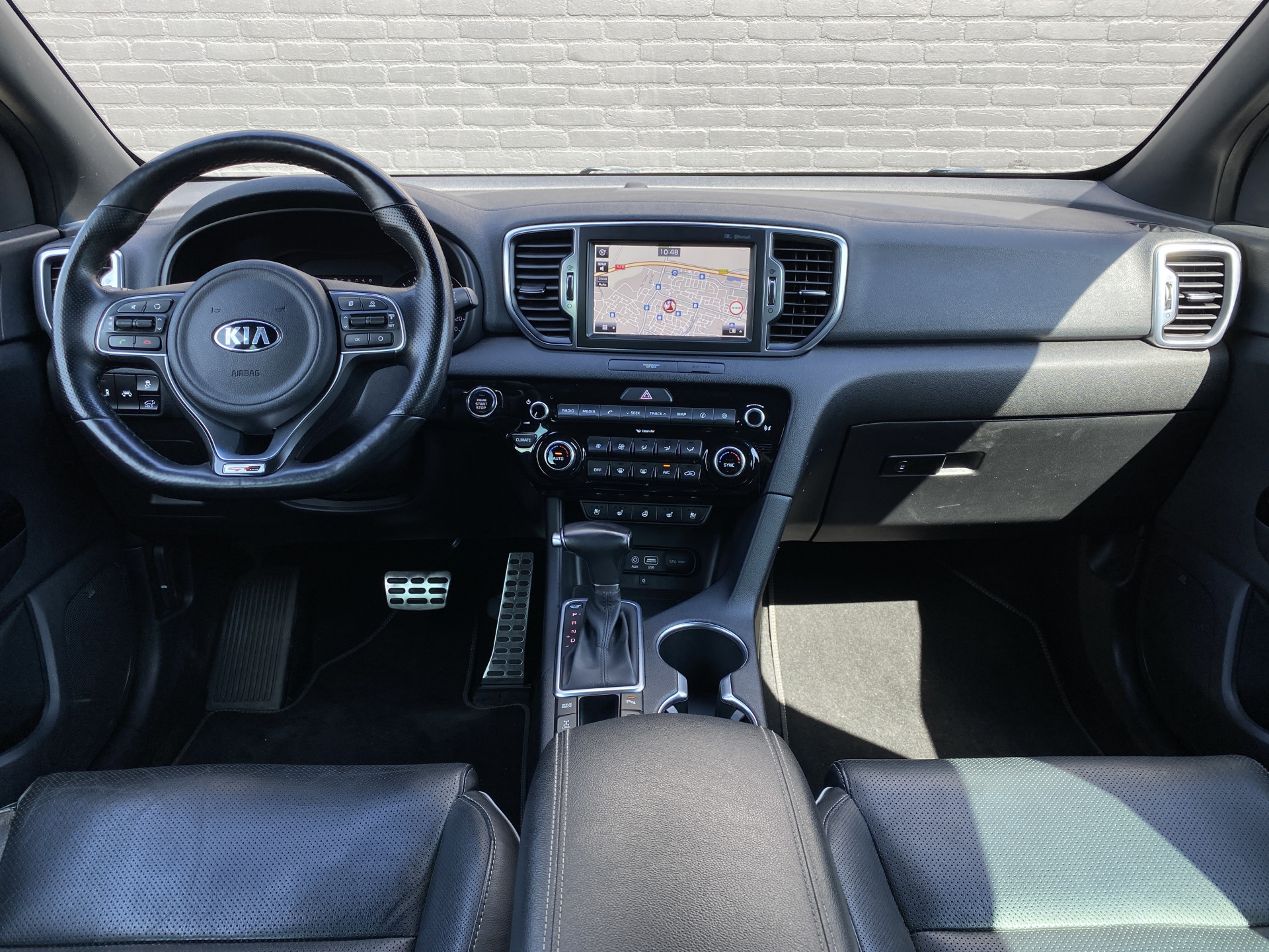 Kia Sportage 1.6 T-GDI 4WD 177 pk GT-Line PlusLine AUT. | dealer onderh. | leder interieur | trekhaak | navigatie | elektr. stoelen