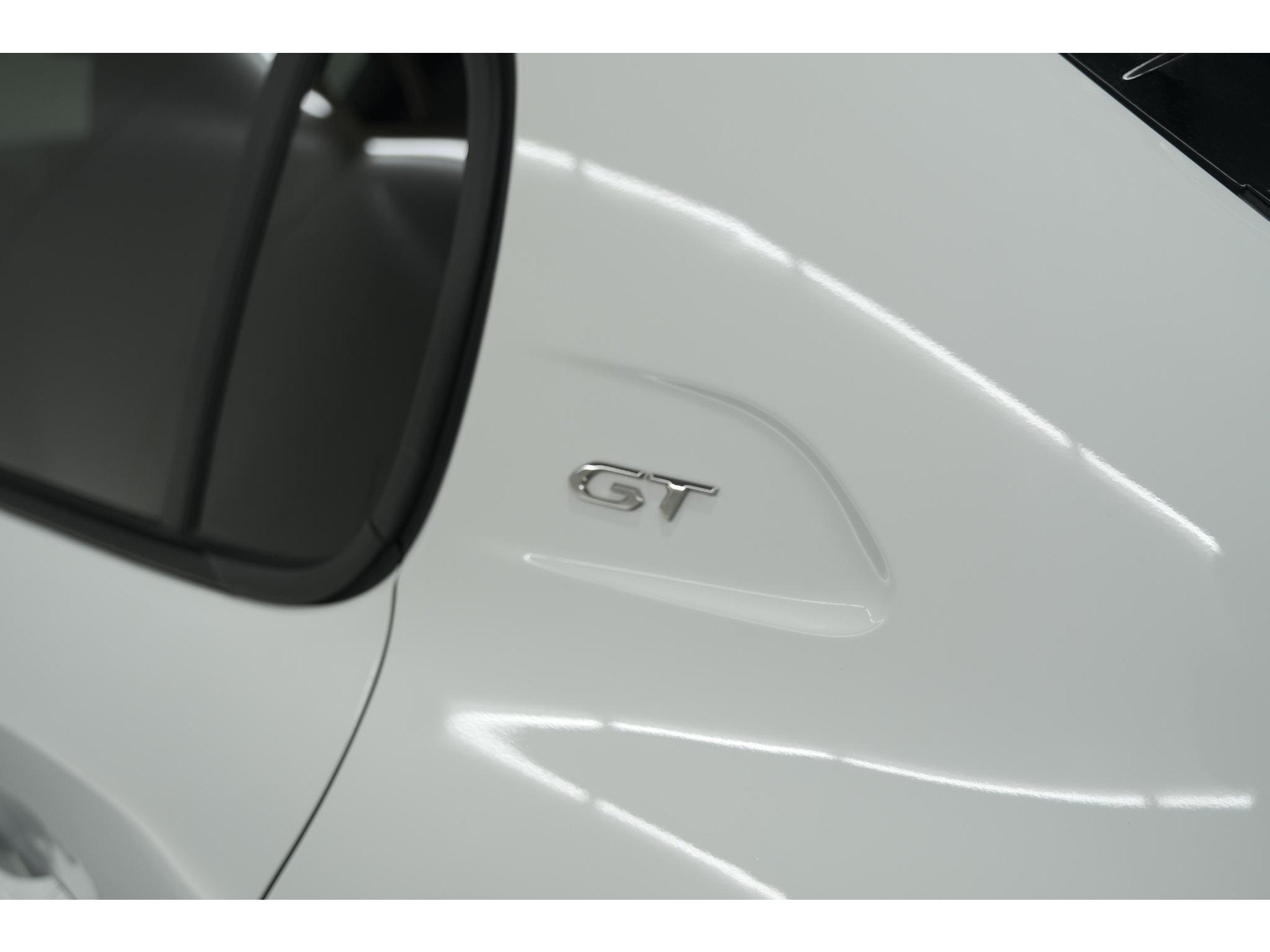 Peugeot 208 PureTech 100 GT | Camera | Navigatie | Sfeerverlichting | Apple Carplay | Parkeersensoren