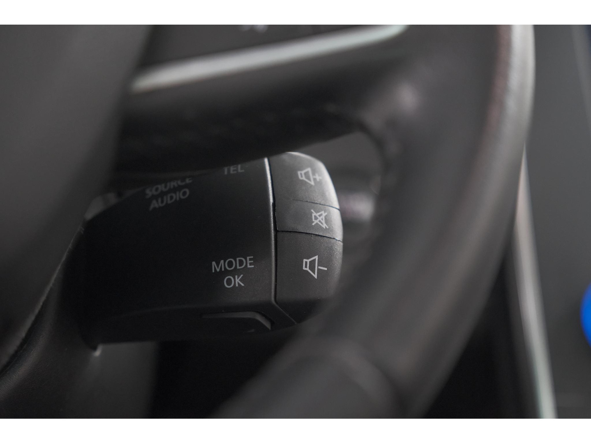 Renault Scénic TCe 130 Intens | Trekhaak | Panoramadak | Camera | Apple Carplay | Dodehoekdetectie