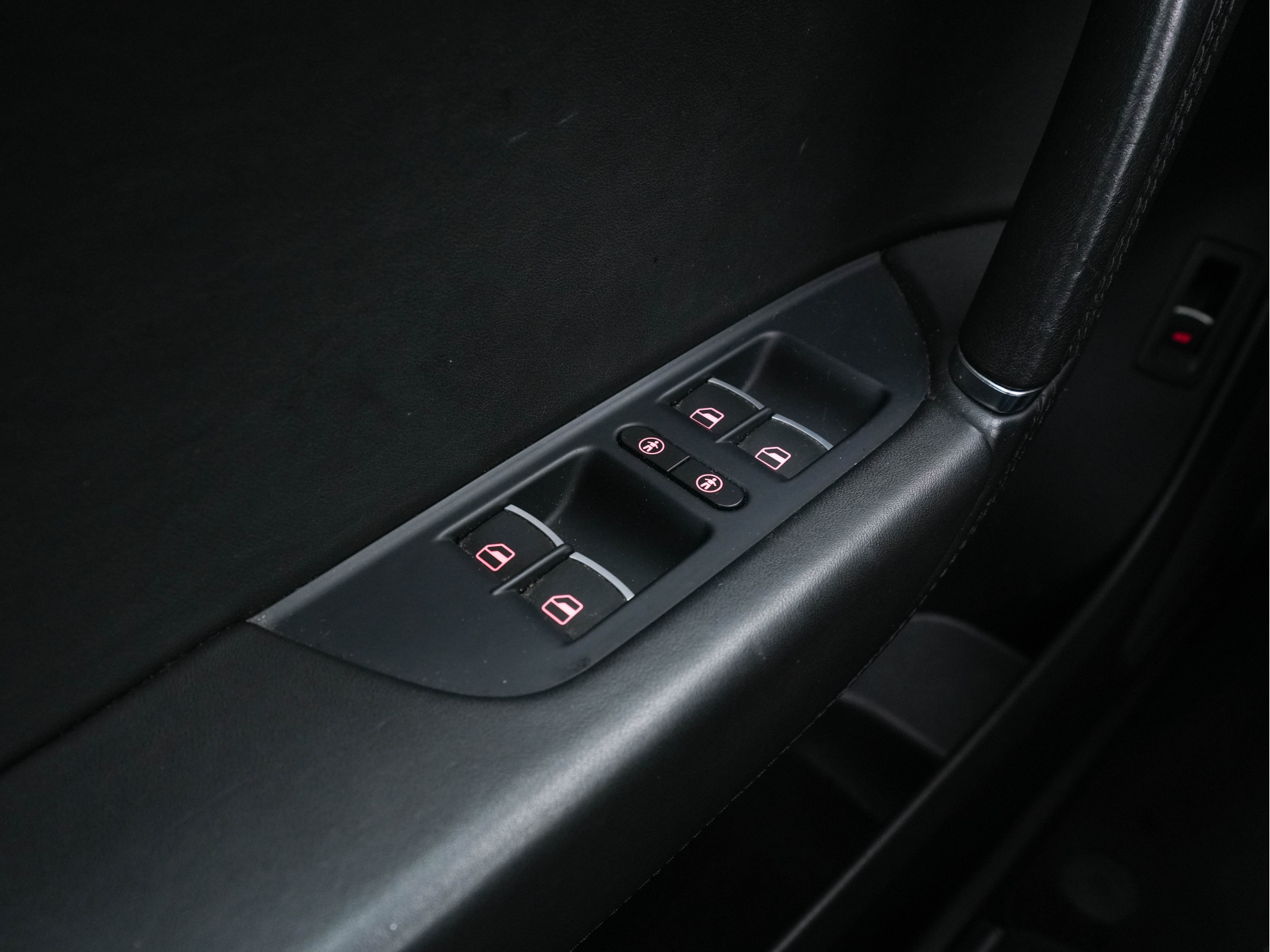 Volkswagen Touareg 3.0 TDI R-line-Pack Chrome-Pack Aut. *PANO | FULL-LEATHER | NAVI-FULLMAP | XENON | DYNAUDIO | MEMORY-PACK | ECC | SHIFT-PADDLES | PDC | DAB | COMFORT-SEATS | 21"ALU*