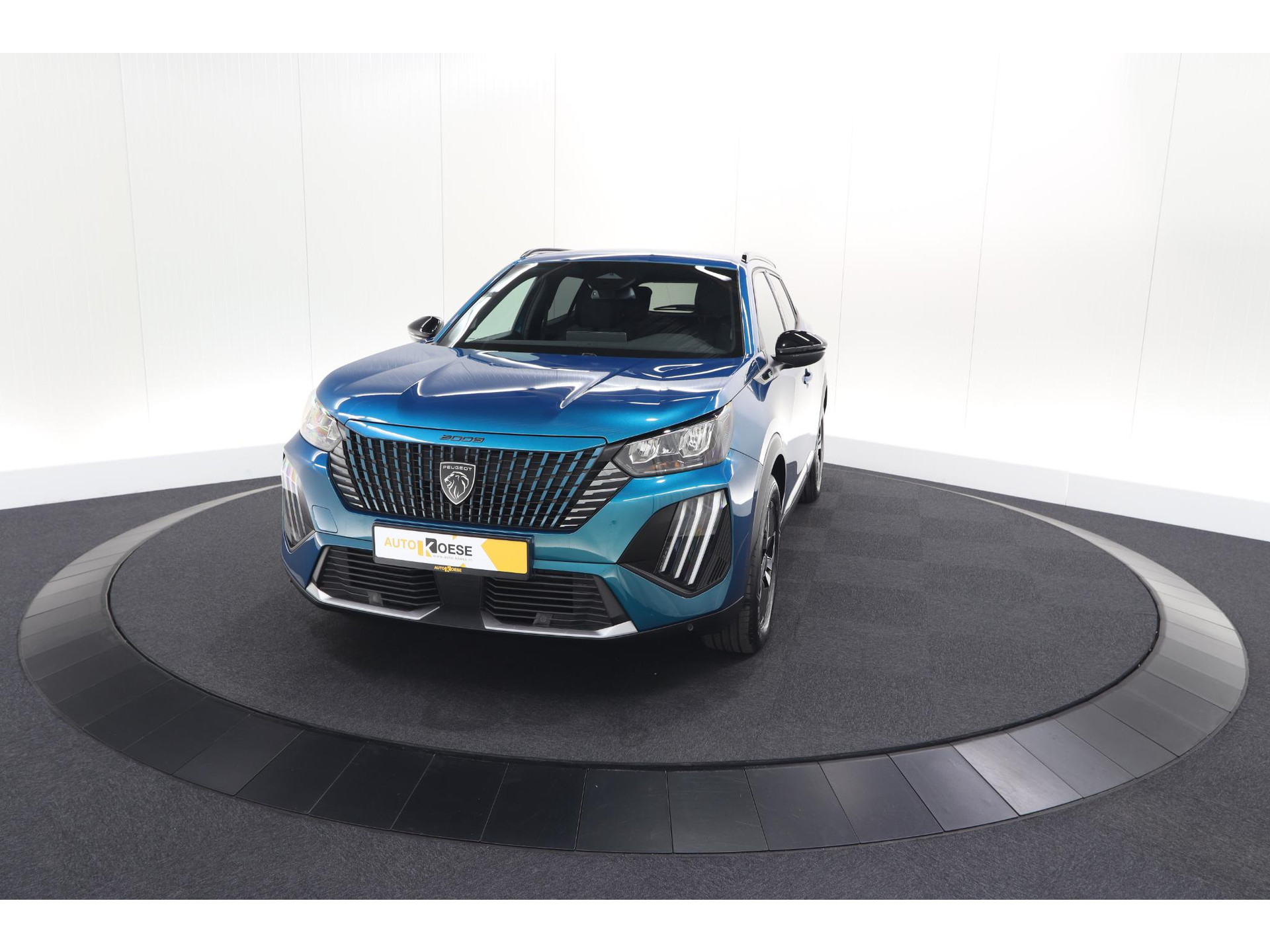 Peugeot e-2008 EV Allure Avantage 54 kWh | SOH 97,7% | 11 KW Lader | Apple Carplay | Parkeersensoren