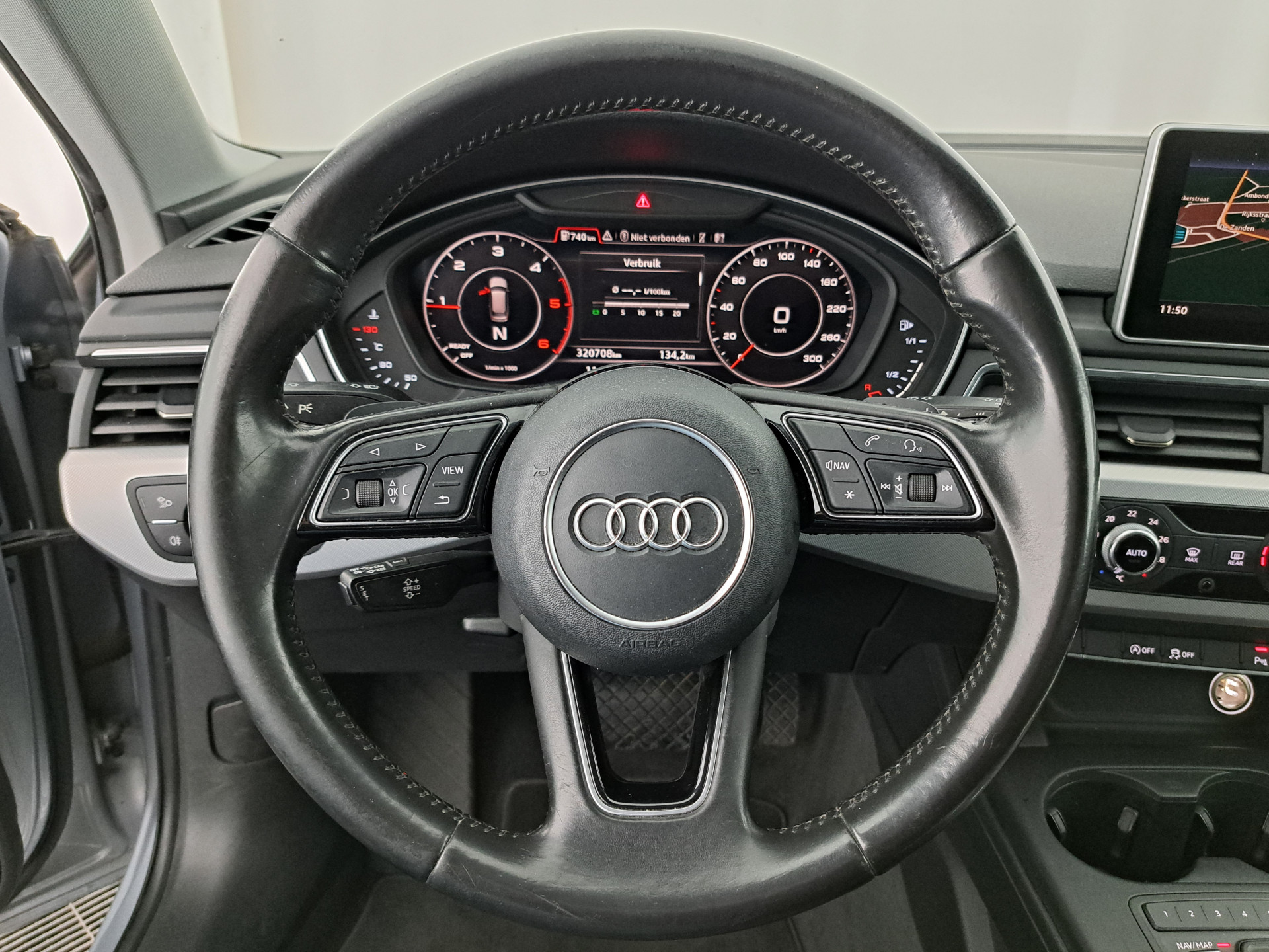 Audi A4 Avant 2.0 TDI Ultra Sport Pro Line S (INCL-BTW) Aut. *DIGI-COCKPIT | FULL-LED | NAVI-FULLMAP | HEATED-SPORTSEATS | ECC | KEYLESS | SHIFTPADDLES | CRUISE | TOWBAR | 17"ALU*