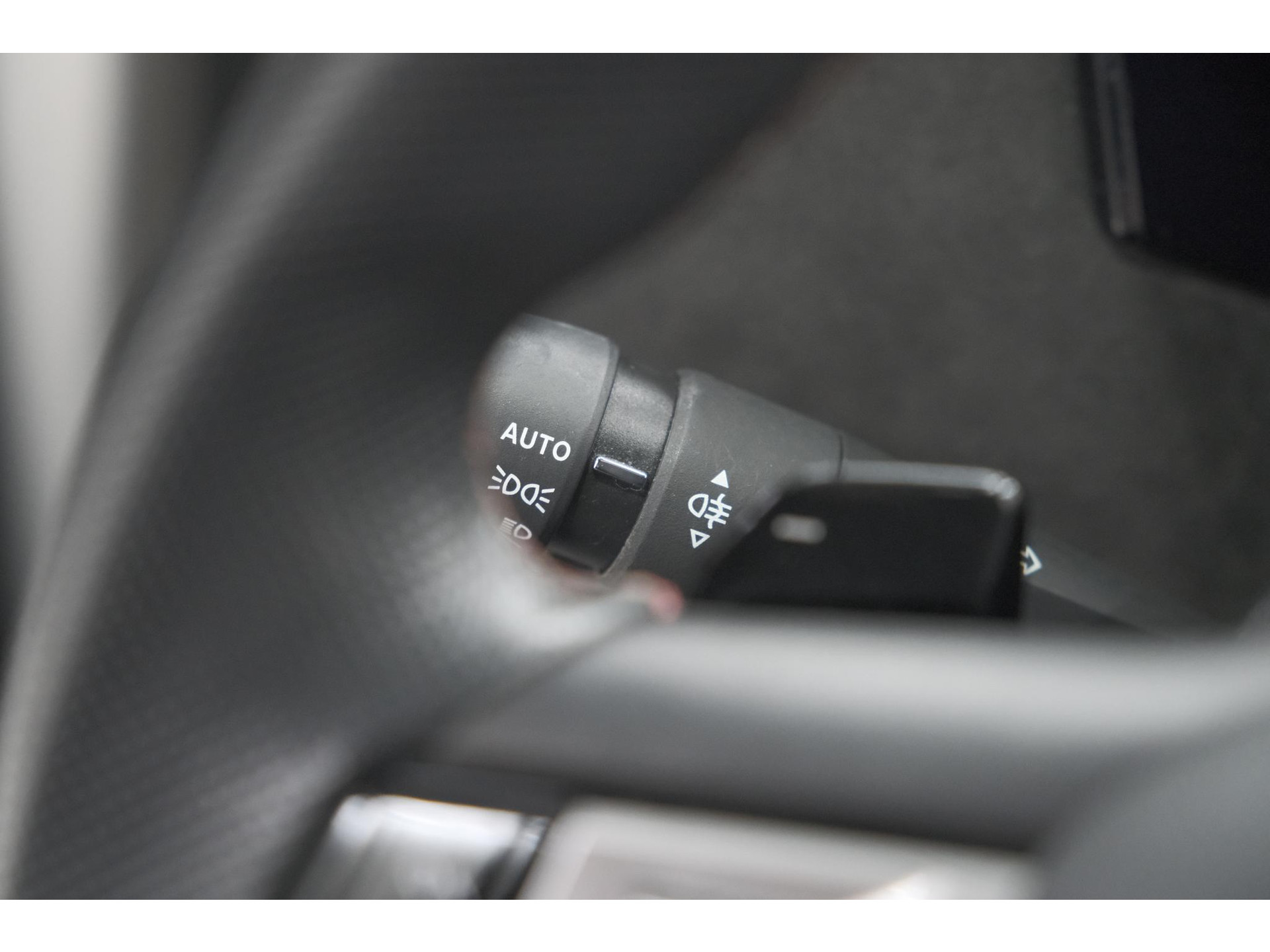 DS 4 PureTech 130 EAT8 Performance Line | Camera | Apple Carplay | Alcantara® bekleding | Parkeersensensoren