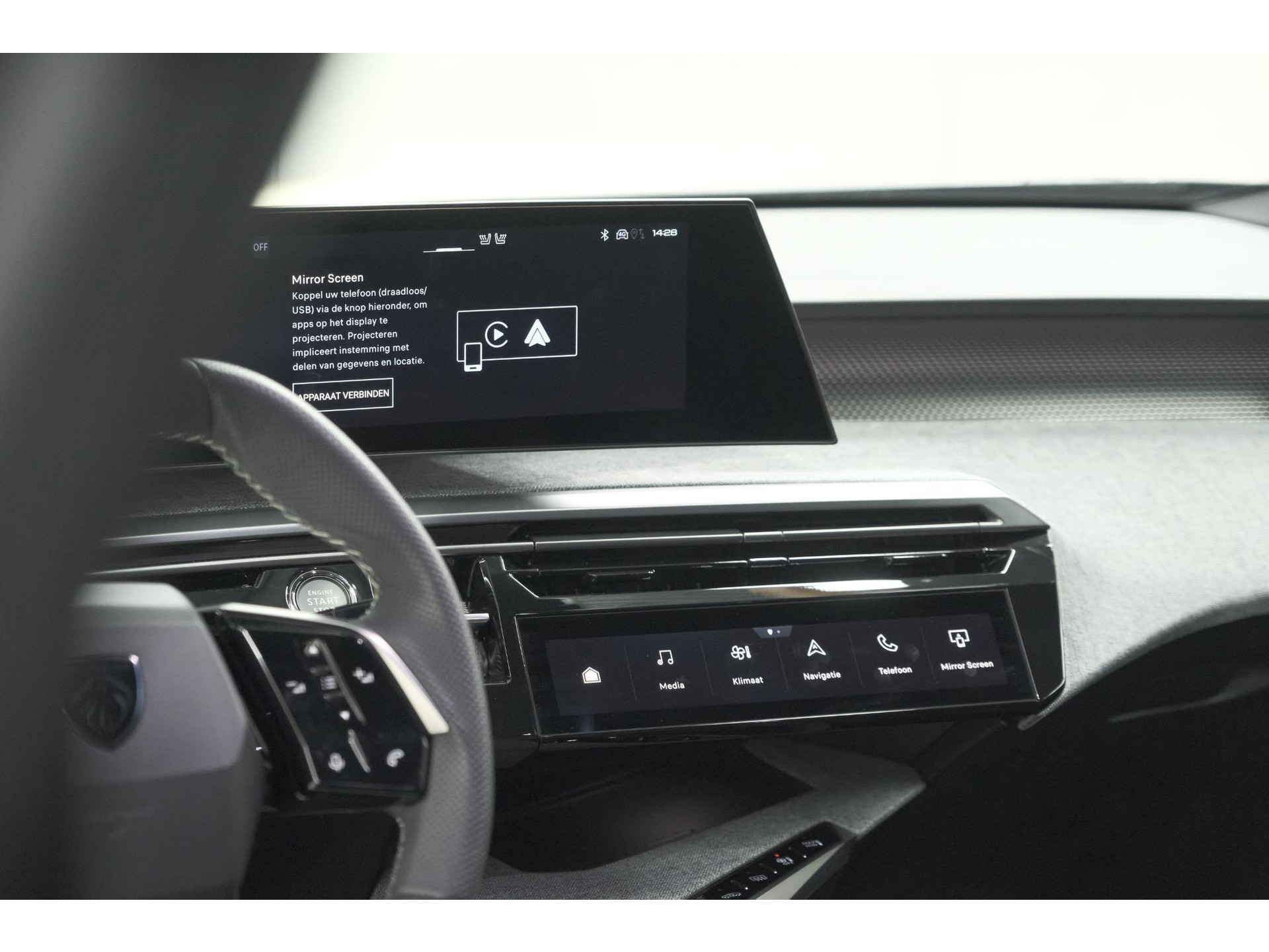 Peugeot 3008 1.2 Hybrid 136 GT | Panoramdak | 360 Camera | Stoelverwarming | Elektrische Kofferklep | Allseason Banden