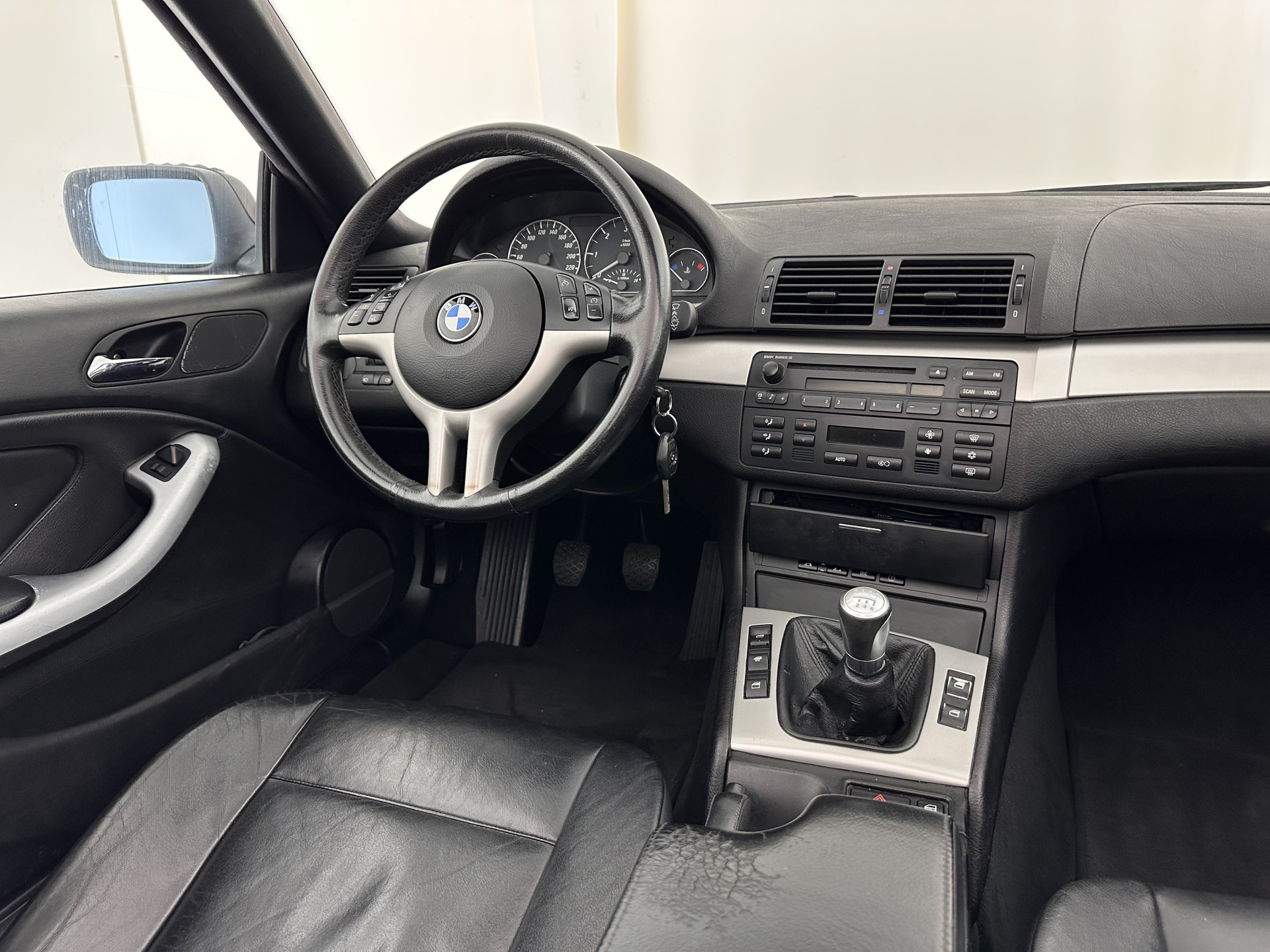 BMW 3-serie Cabrio 330Cd #car smokes excessively*LEATHER | XENON | MEMORY-PACK | SPORT-SEATS | ECC | CRUISE | 17''ALU | TOWBAR*