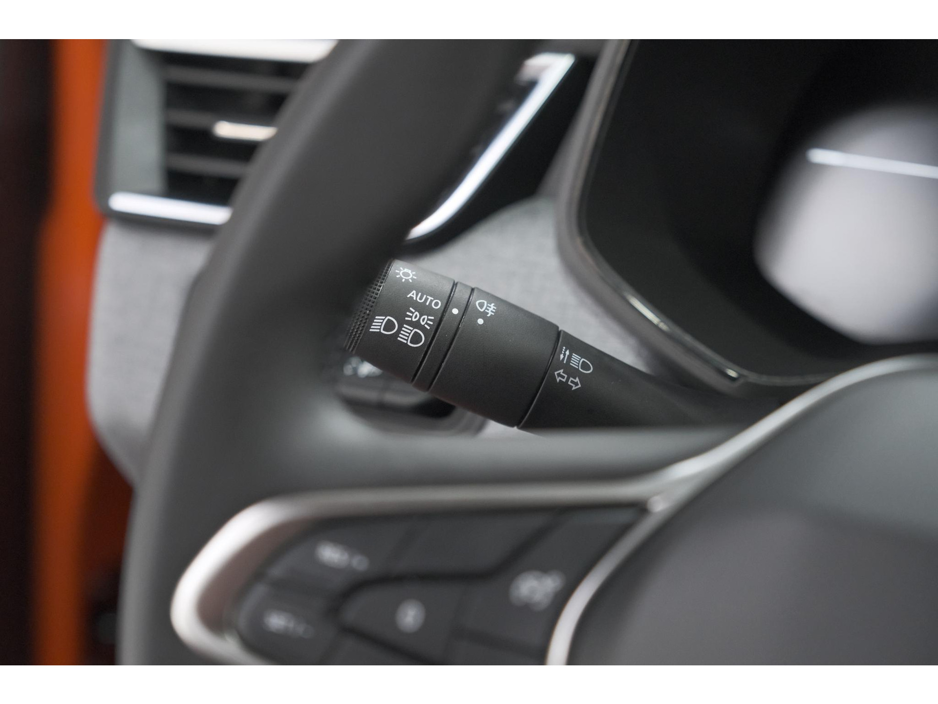Renault Clio 1.6 E-Tech Full Hybrid 145 Evolution Holland Edition | Apple Carplay | Parkeersensoren | LED | Cruise Control