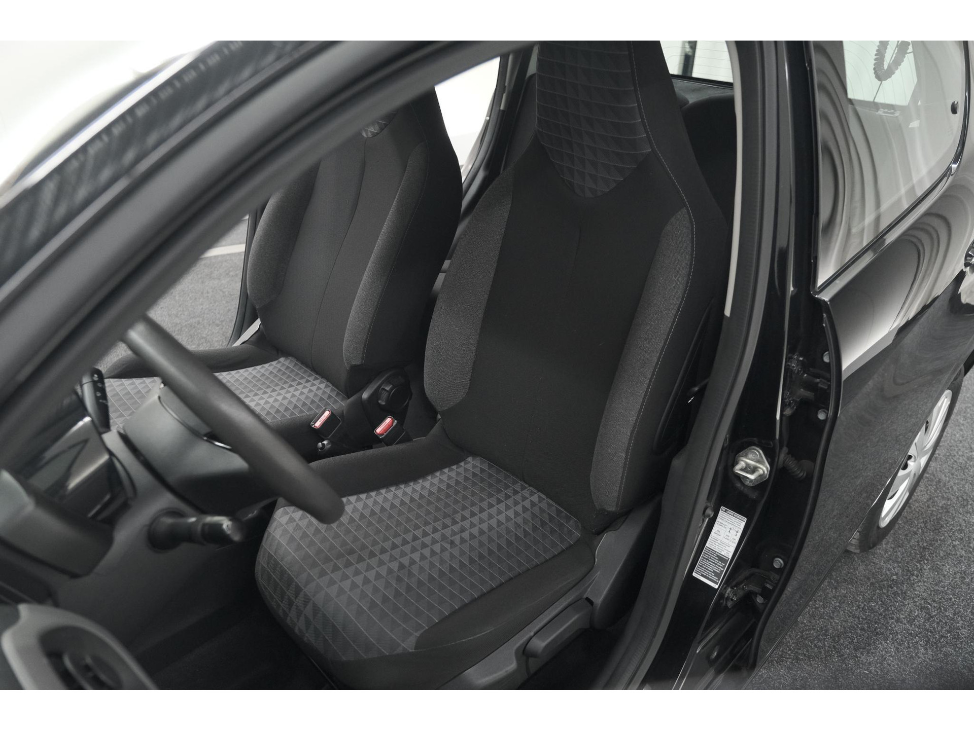 Peugeot 108 1.0 e-VTi Active | Airco | Bluetooth | Elektrische Ramen | 5 Deurs