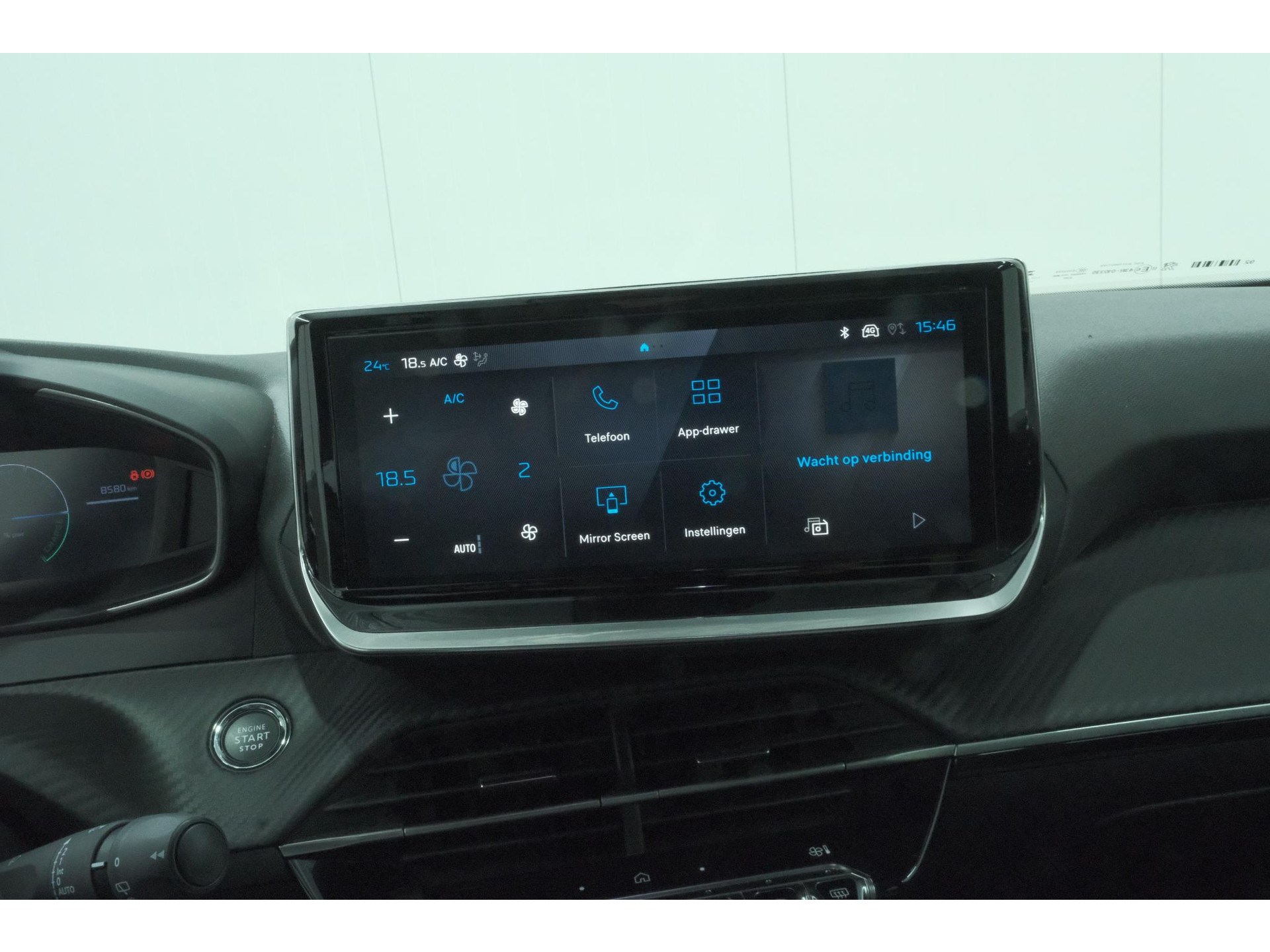 Peugeot e-2008 EV Allure 54 kWh | 97,9% SOH | 11 KW Lader | Apple Carplay | Parkeersensoren