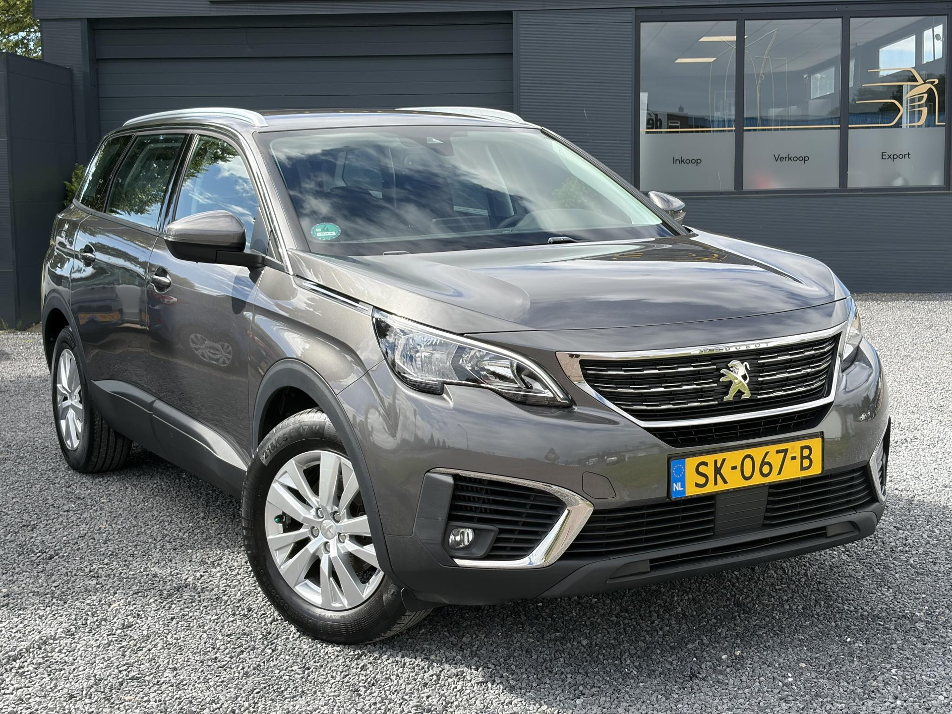 Peugeot 5008 1.2 PureTech Active 1e Eigenaar,D-riem 12-2023,Trekhaak,7 Persoons,6 Bak,Carplay,Clima,Cruise,131pk,Pdc,Dealer Onderhouden,N.A.P,Apk tot 05-2027