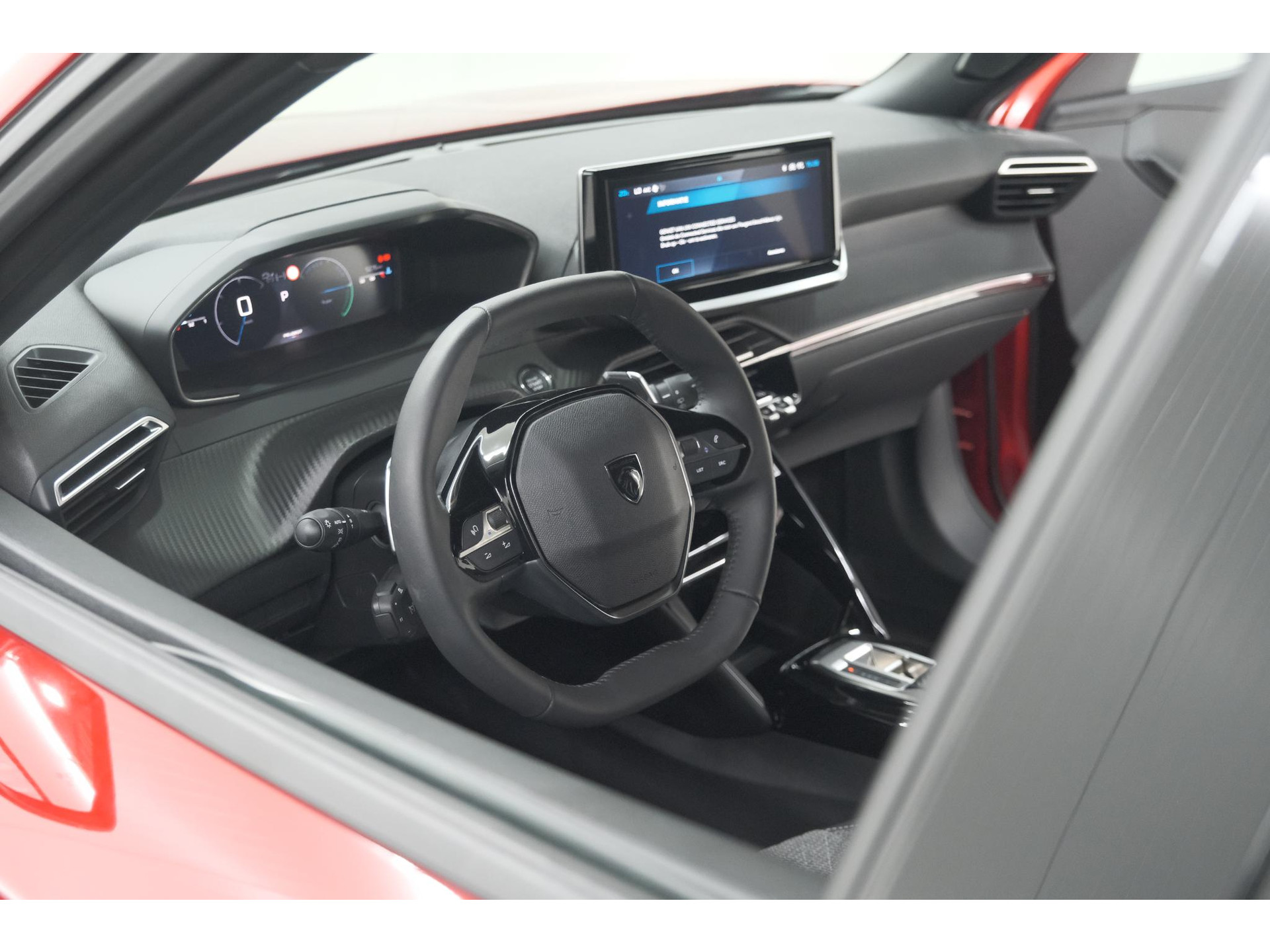 Peugeot 2008 1.2 Hybrid 145 Allure | 360 Camera | Adaptieve Cruise Control | Dodehoekdetectie | Apple Carplay