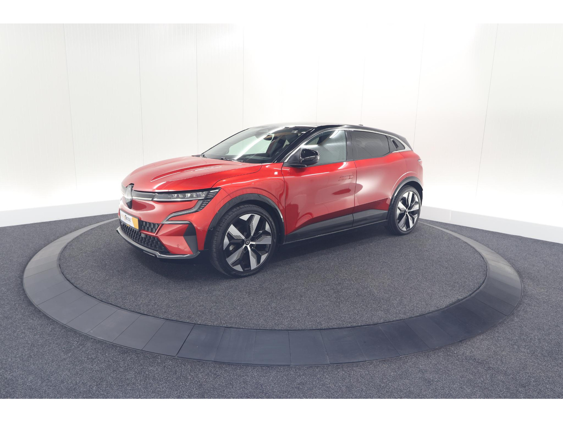 Renault Megane E-Tech EV60 Optimum Charge Techno | Adaptieve Cruise Control | Winterpakket | Dodehoekdetectie | Harman Kardon