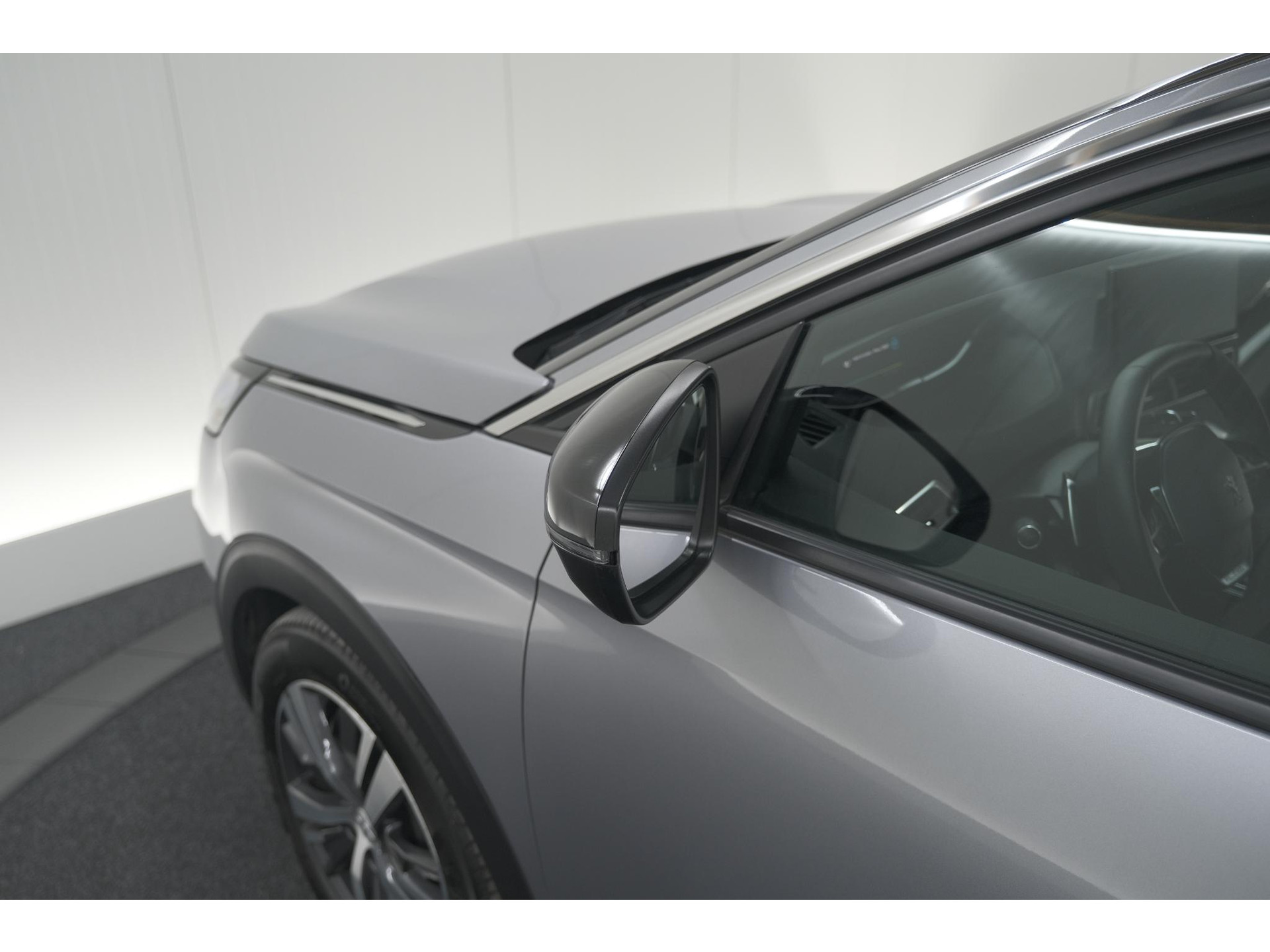 Peugeot 3008 1.6 HYbrid 225 Allure Pack Business | Camera | Navigatie | Apple Carplay | Parkeersensoren