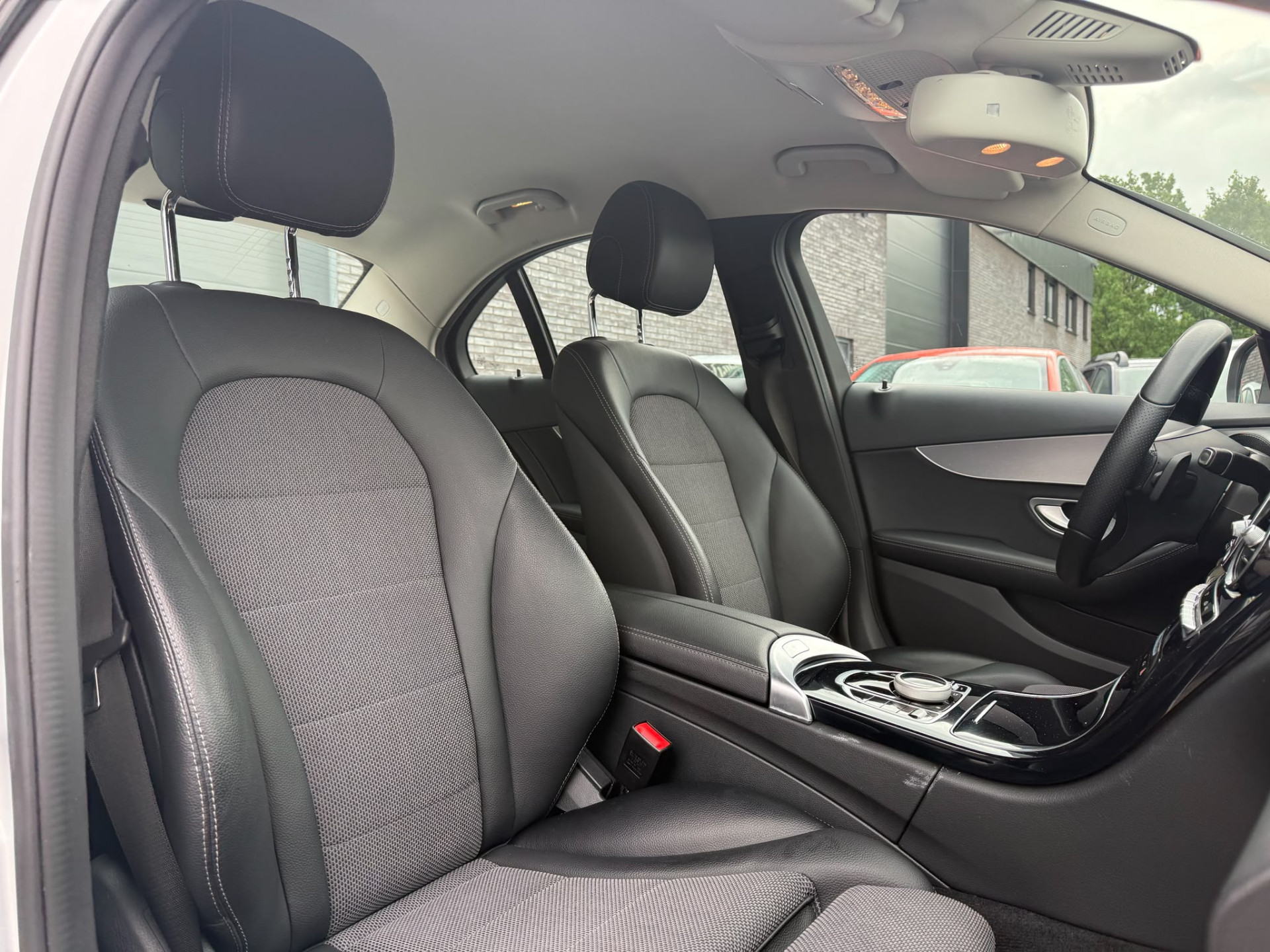 Mercedes-Benz C-klasse 180 Business Solution | 2E EIGENAAR |3/6/12MND GARANTIE | AUTOMAAT | CRUISE | LED | CAMERA | STOELVERW. | NAVI |