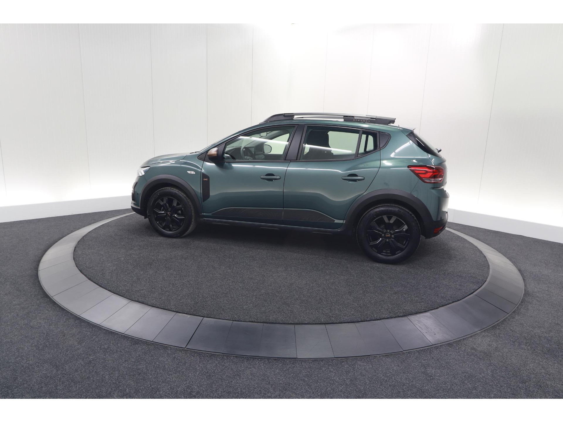 Dacia Sandero Stepway TCe 90 Extreme | Camera | Dodehoekdetectie | Navigatie | Apple Carplay