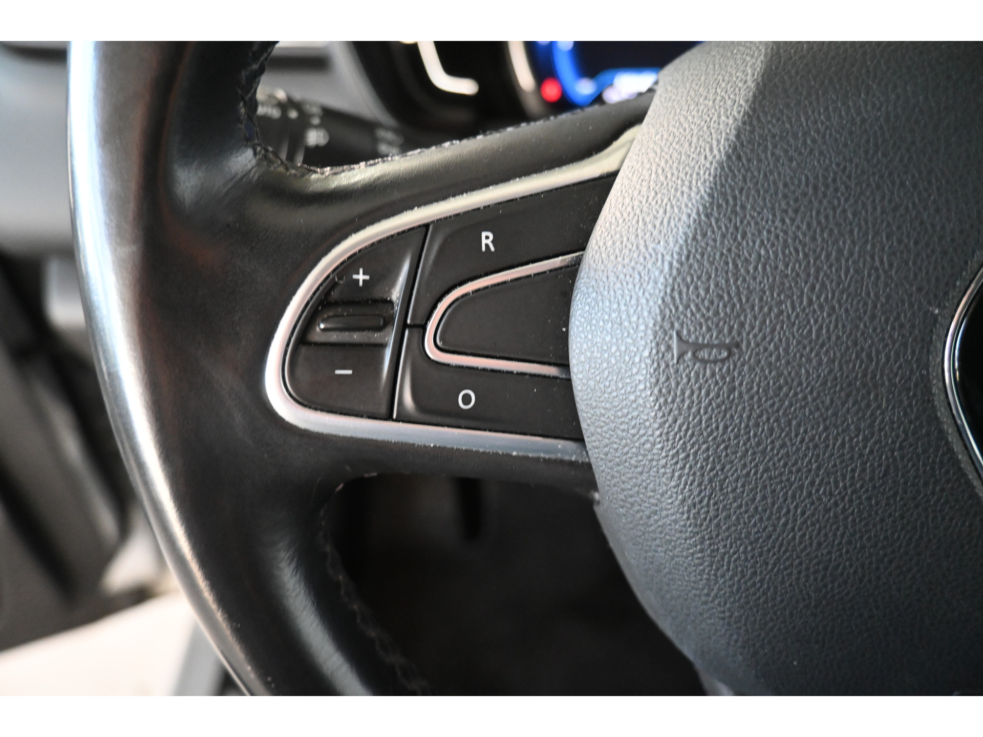 Renault Kadjar 1.2 TCe Intens Automaat Clima Navigatie LED Goed Onderhouden! Inruil Mogelijk!