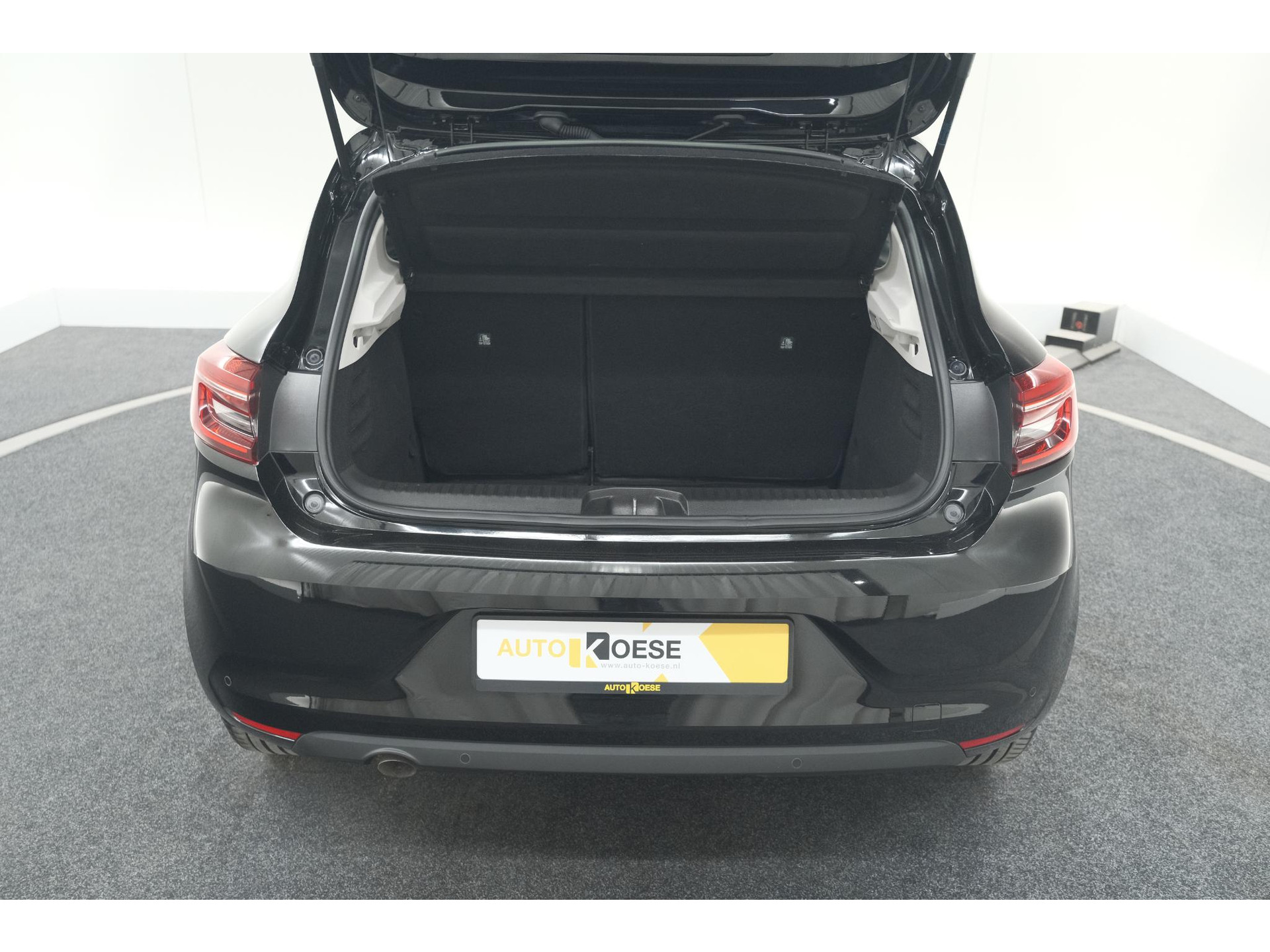 Renault Clio TCe 90 Equilibre | Parkeersensoren | Apple Carplay | Cruise Control