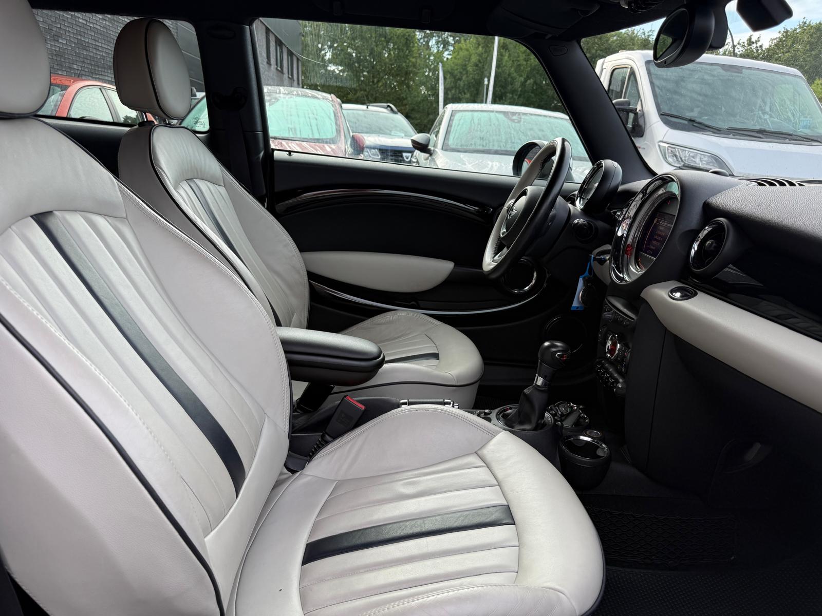 MINI 3-Deurs 2.0 Cooper SD Monte Carlo | 3/6/12 MND GARANTIE | AUTOMAAT | CRUISE | XENON | GOED ONDERHOUDEN | BLUETOOTH | CLIMA |