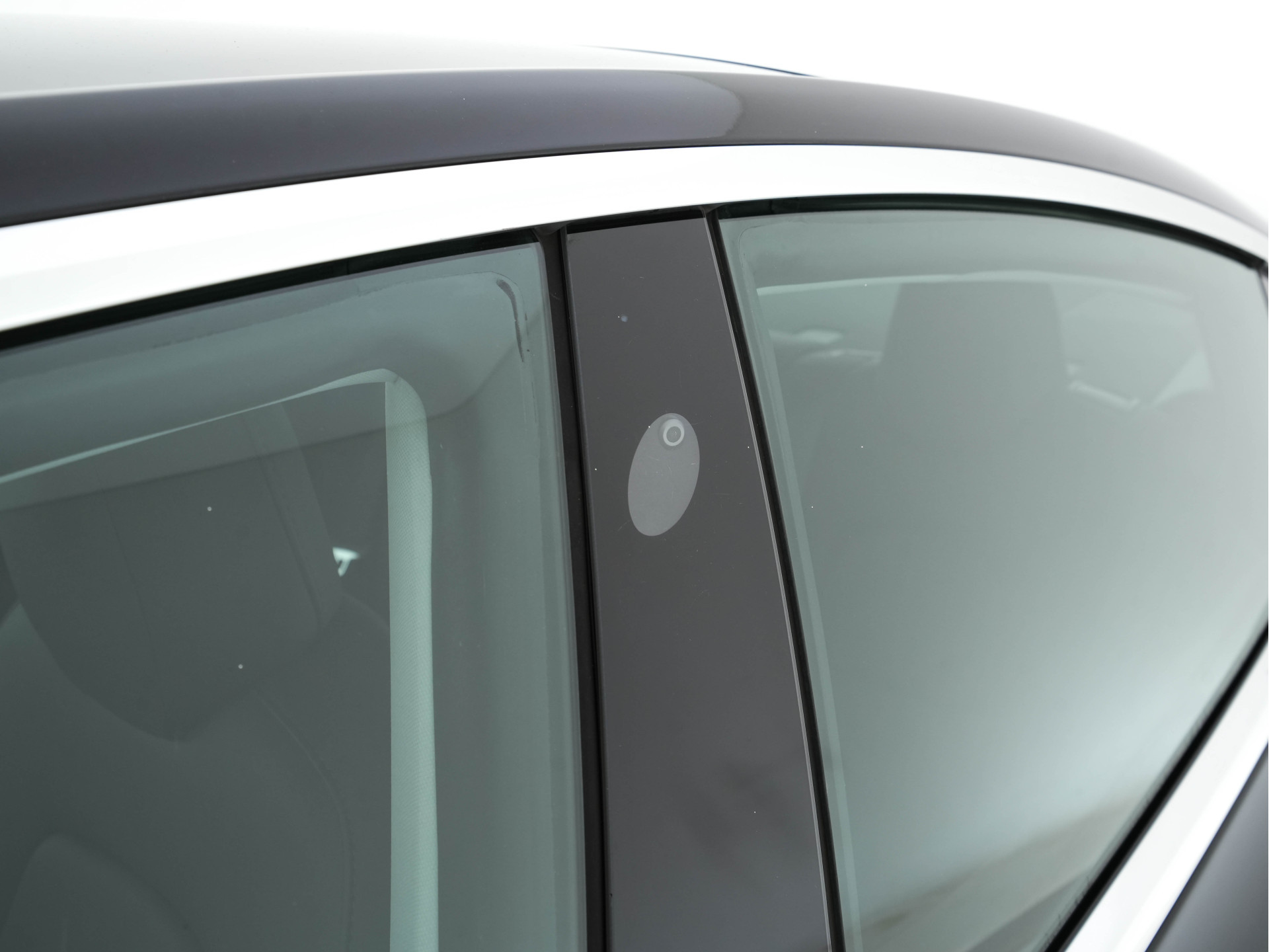 Tesla Model 3 Standard RWD Plus 60 kWh [ 3-Fase ] {SOH-84%} (INCL-BTW) Aut. *PANO | AUTO-PILOT | LEATHER | KEYLESS | FULL-LED | MEMORY-PACK | SURROUND-VIEW | DAB | CARPLAY | DIGI-COCKPIT | LANE-ASSIST | COMFORT-SEATS | 18"ALU*