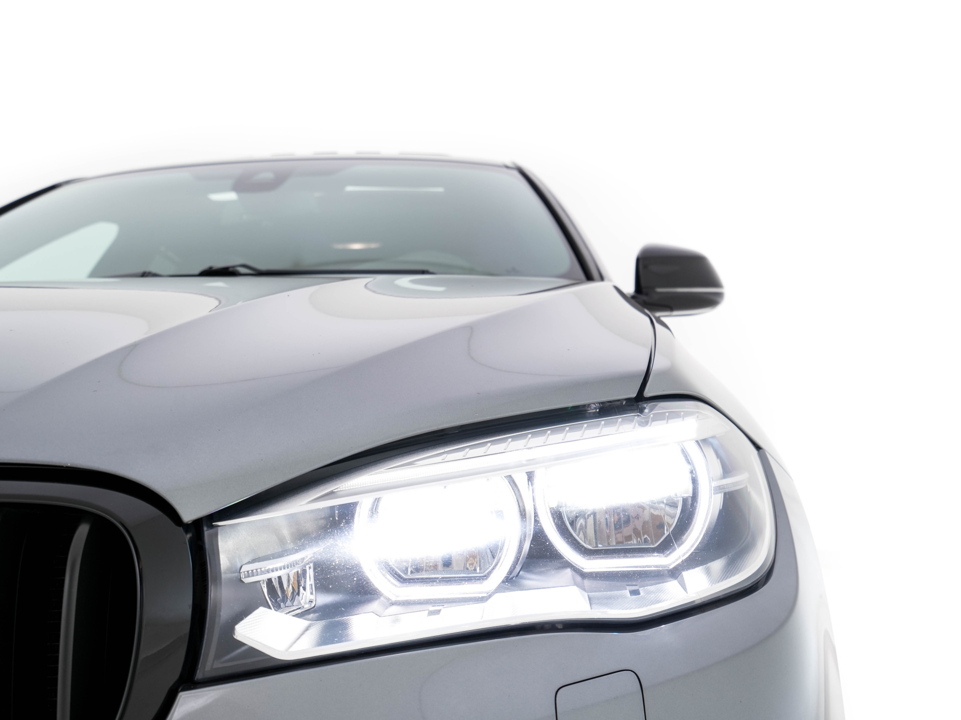 BMW X6 xDrive30d High Executive M-Sport-Pack Aut. *PANO |  FULL-LEATHER | BLIND-SPOT | FULL-LED | HARMAN/KARDON-AUDIO | ADAPTIVE-CRUISE | SHIFT-PADDLES | HEAD-UP | SURROUND-VIEW | MEMORY-PACK | NAVI-FULLMAP | KEYLESS | ECC | PDC | 20''A