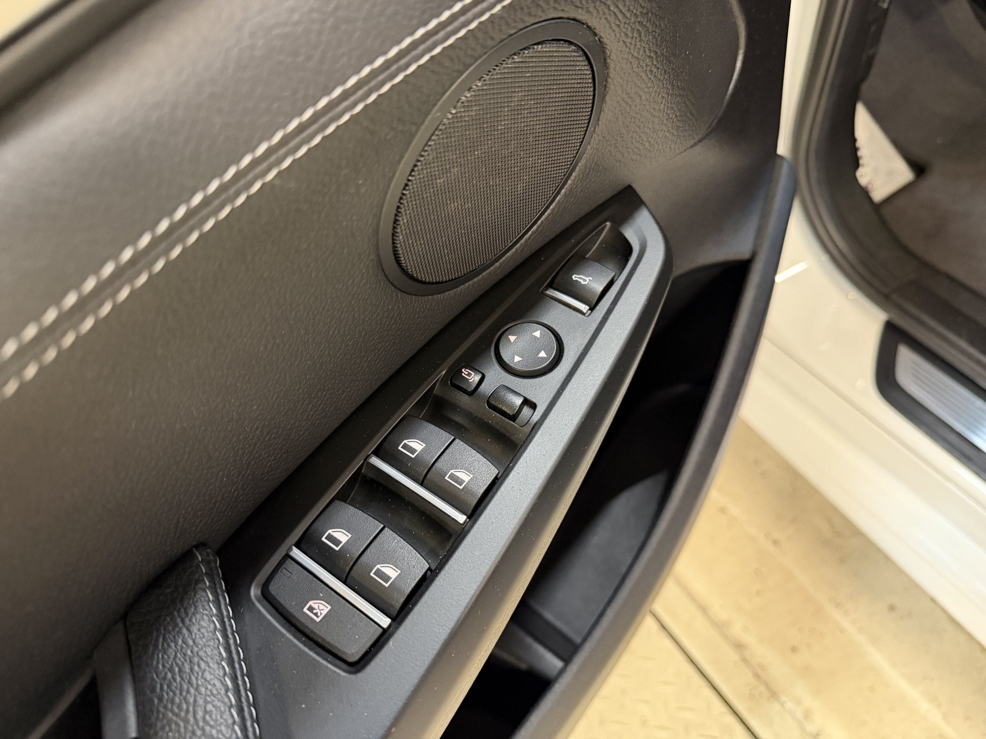 BMW X3 xDrive20i M-Sport Centennial High Executive | Panoramadak | Head-Up | Lederen sportstoelen | 20'' LMV