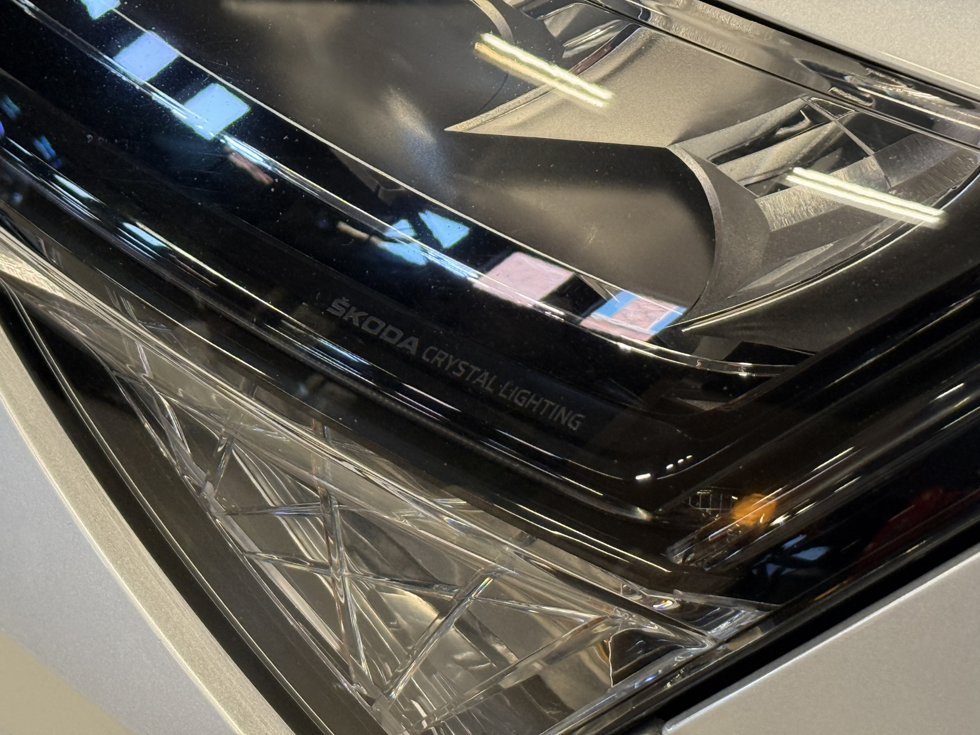 ŠKODA Superb Combi 1.4 TSI iV Business Edition Plus | Panoramadak | Crystal Light | Apple Carplay