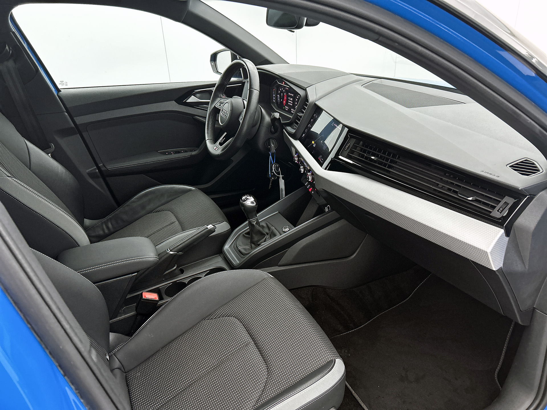Audi A1 Sportback 30 TFSI S Line edition one | NAVI | STOELVERWARMING | CLIMAT CONTROL | PARKEER SENSOREN V+A