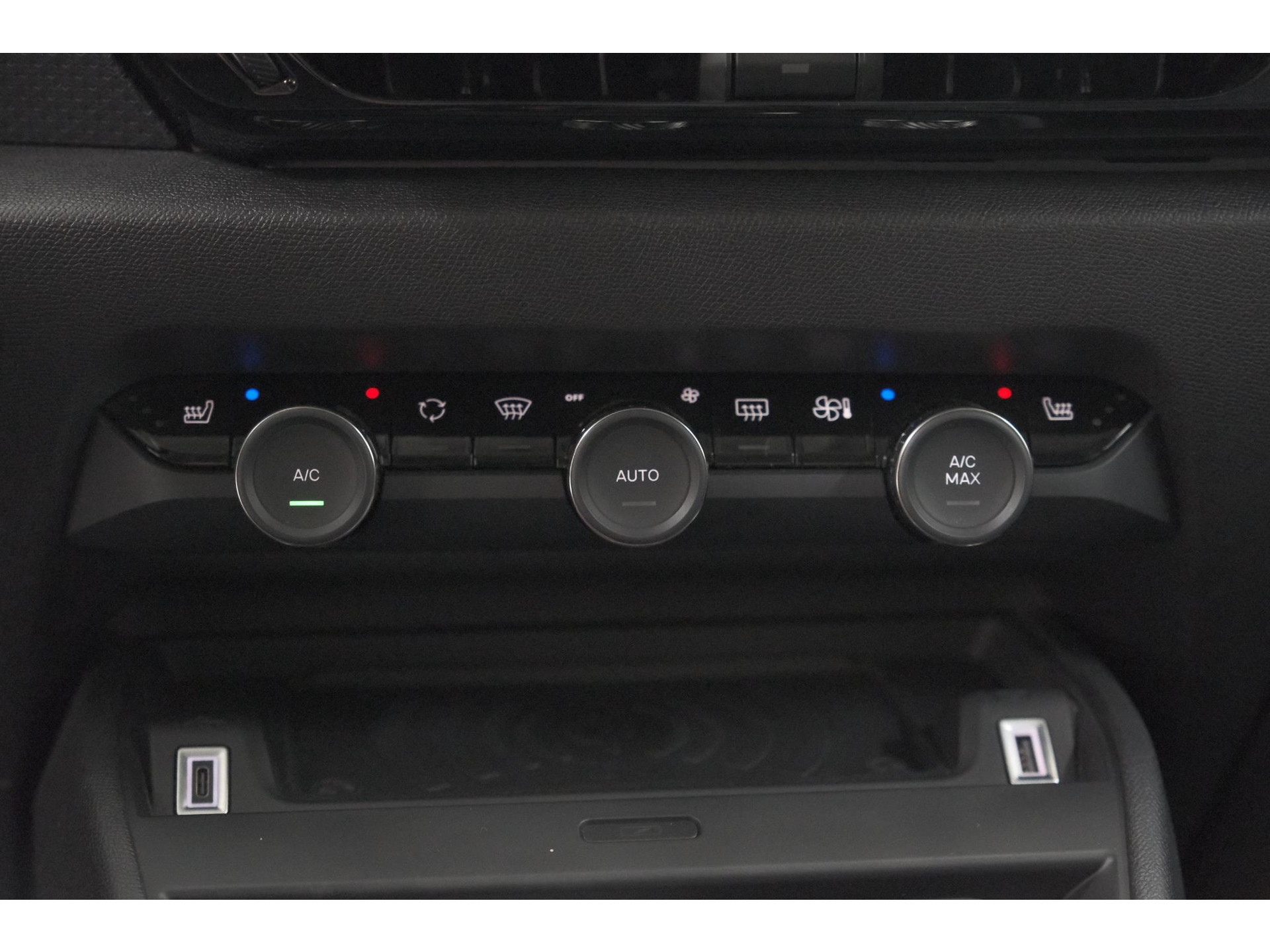 Citroen C4 1.2 Hybrid 136 Max | 360 Camera | Adaptieve Cruise Control | Navigatie