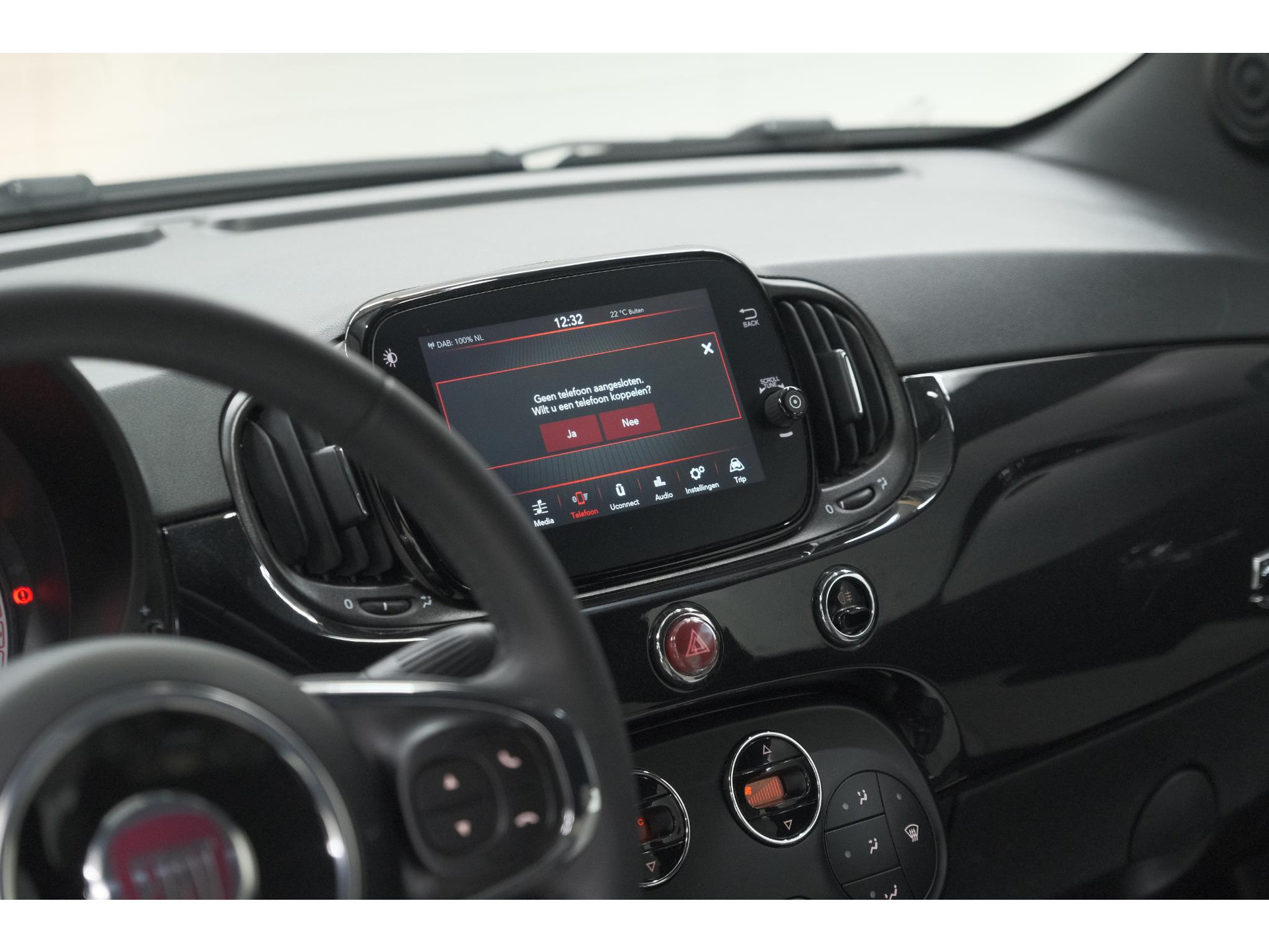 Fiat 500 C 1.0 Hybrid Dolcevita | Apple Carplay | Parkeersensoren | Climate Control