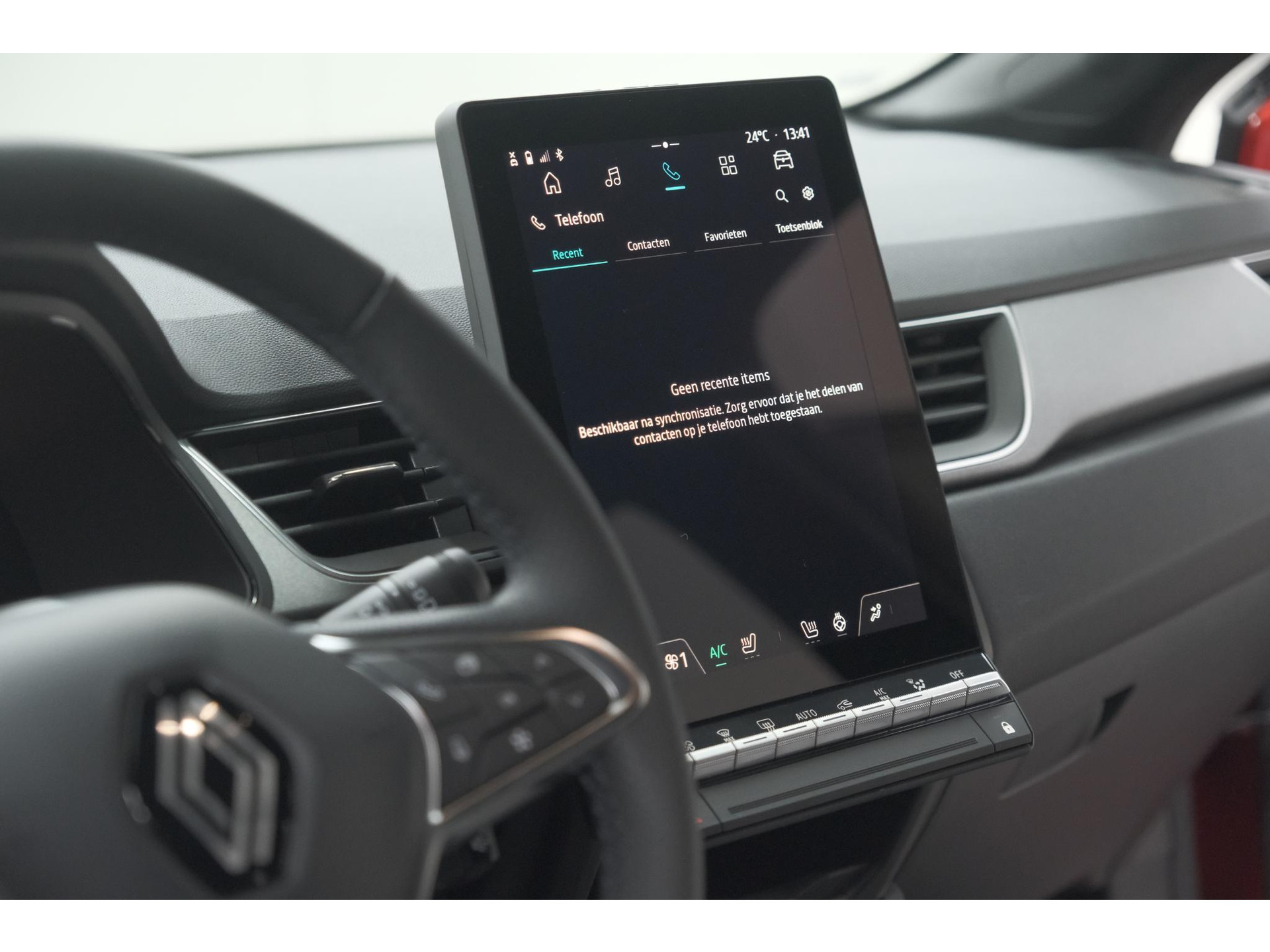 Renault Captur 1.6 E-Tech full hybrid 145 Techno | Advanced Driving | Camera | Dodehoekdetectie | Apple Carplay | 18 Inch Lichtmetalen Velgen
