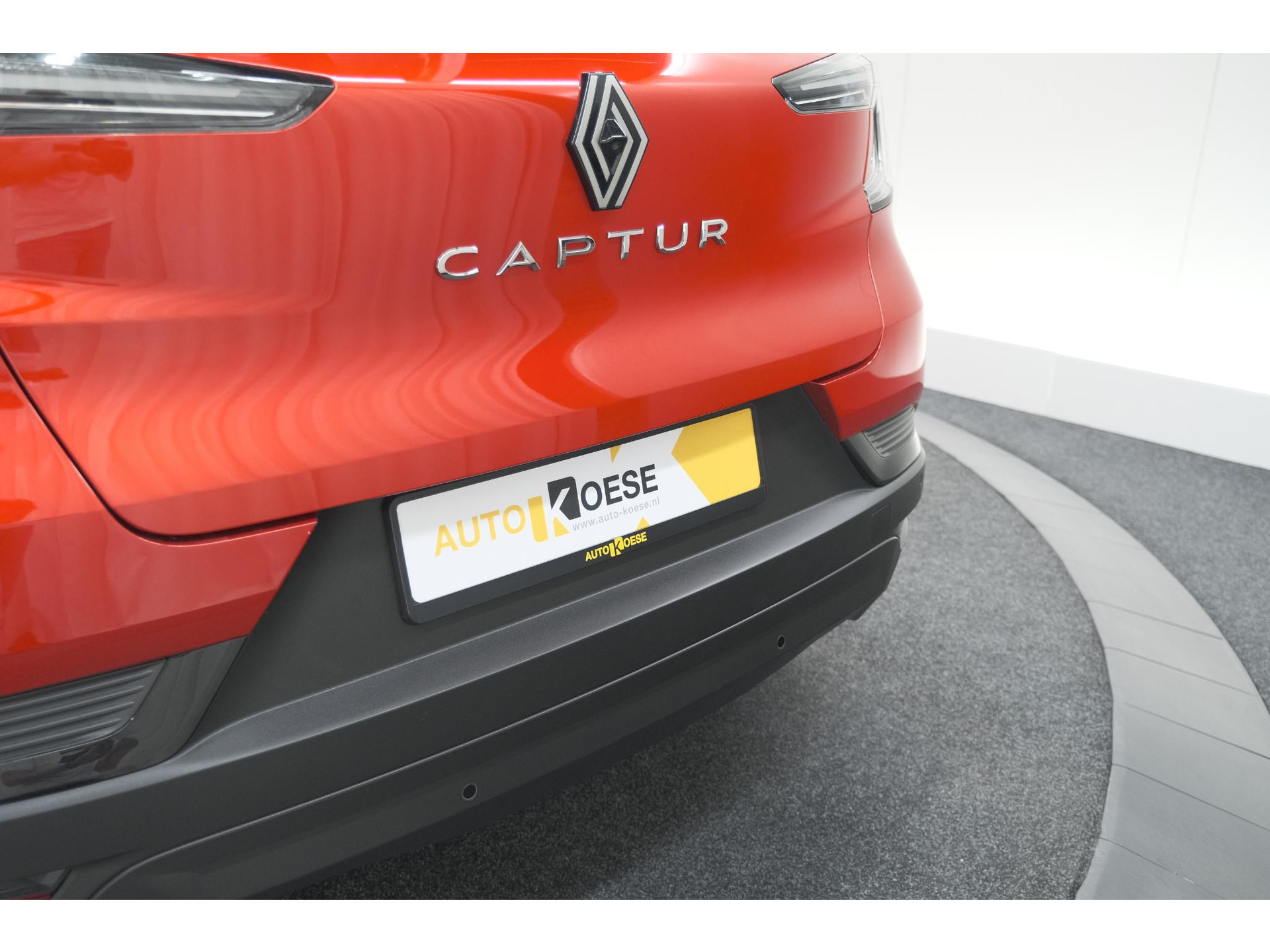 Renault Captur TCe 90 techno | Nieuw Model | Camera | Harman Kardon | Apple Carplay | Parkeersensoren | 18 Inch Lichtmetalen Velgen