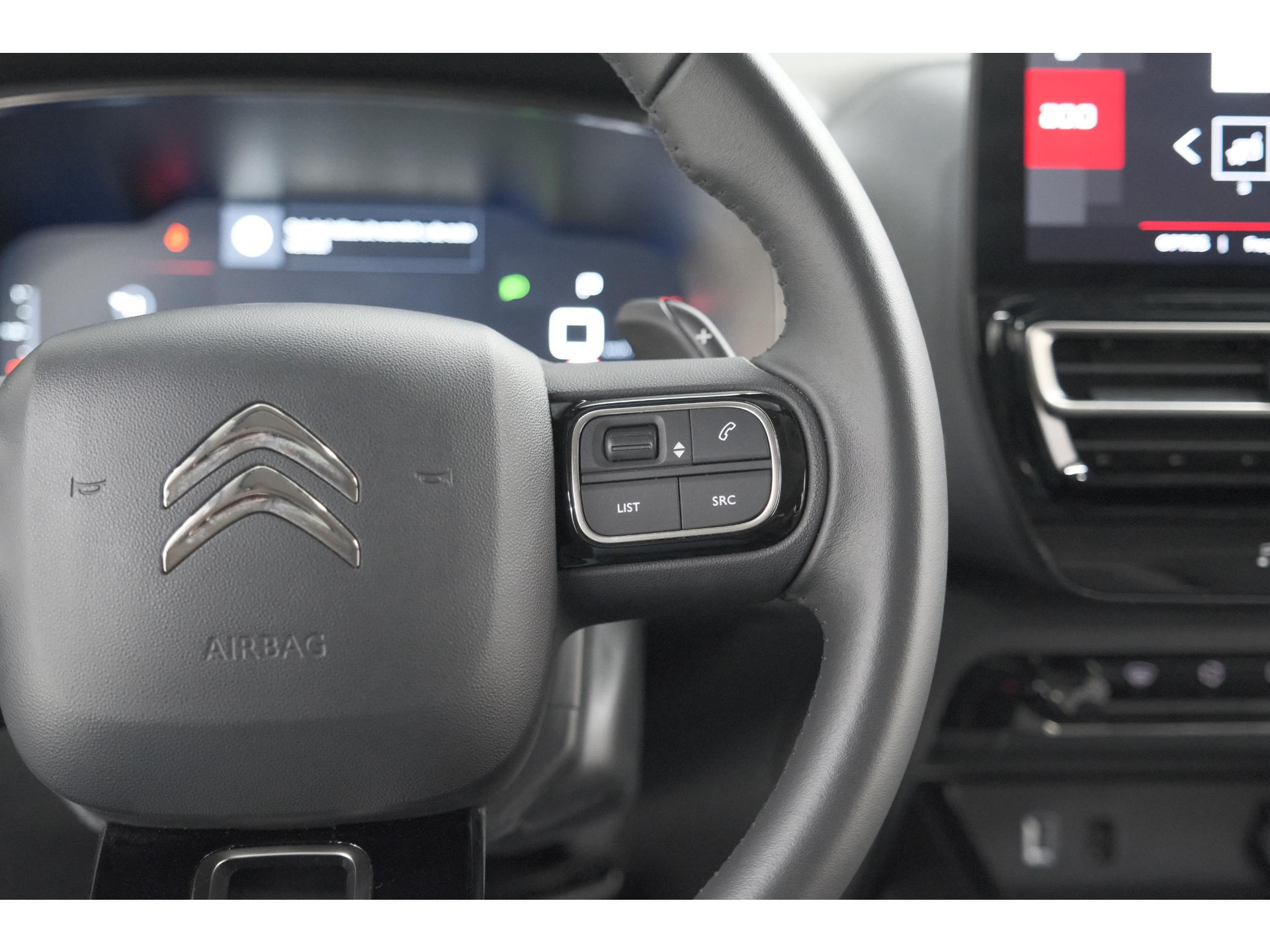 Citroen C5 Aircross 1.2 Hybrid 136 Plus | Camera | Navigatie | Parkeersensoren | Apple Carplay