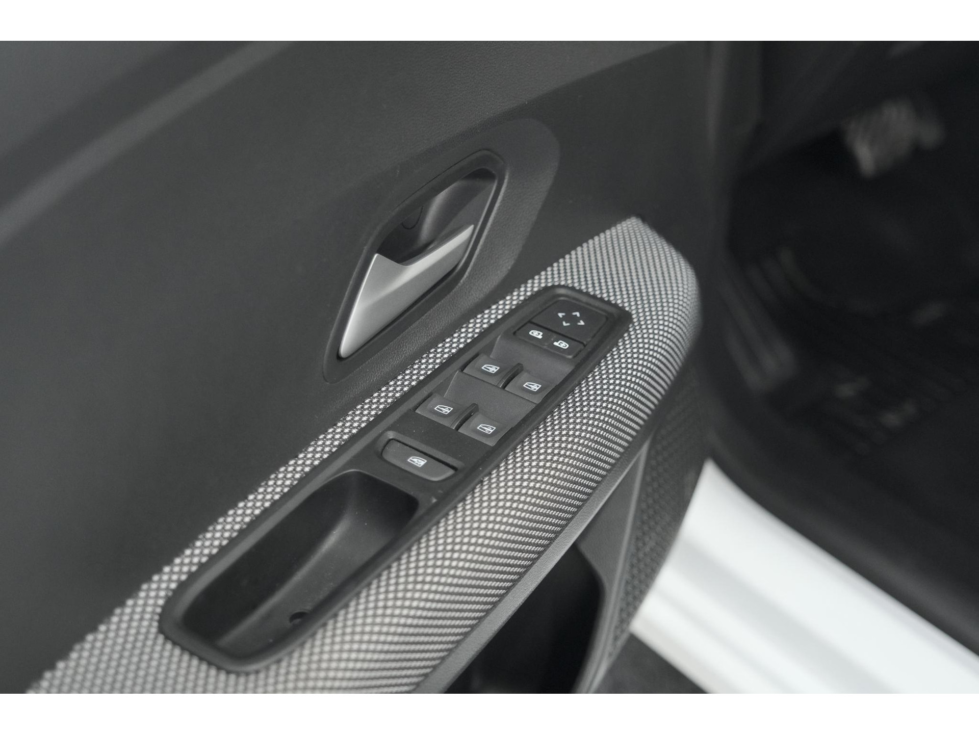 Dacia Sandero TCe 90 CVT Expression | Parkeersensoren | Apple Carplay | Cruise Control