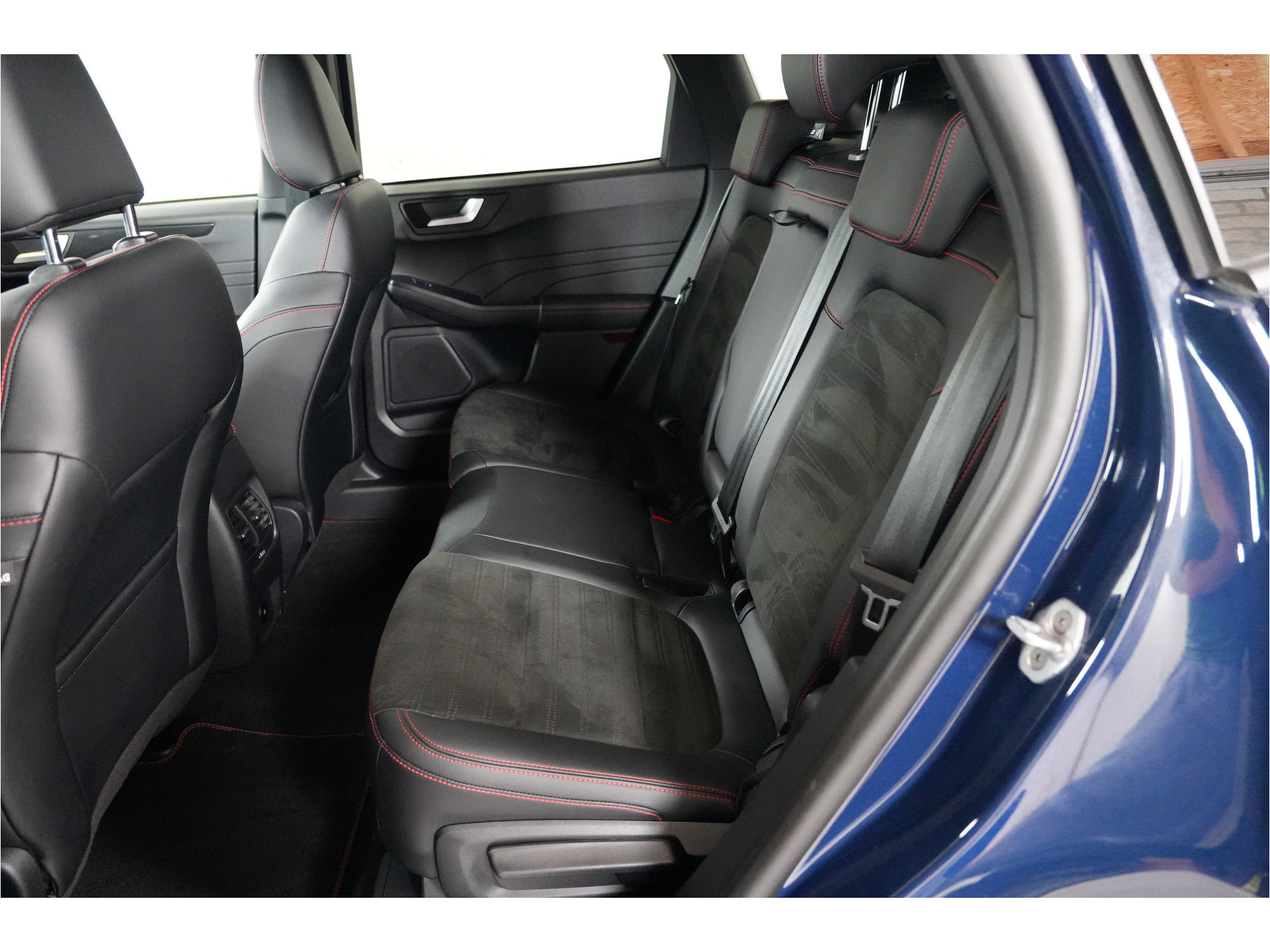 Ford Kuga 2.5 ST-Line X 225 pk PHEV | SOH 87.5% |Stl. verw. | 360° Cam | Adaptive Cruise | El. achterklep | Dodehoek |
