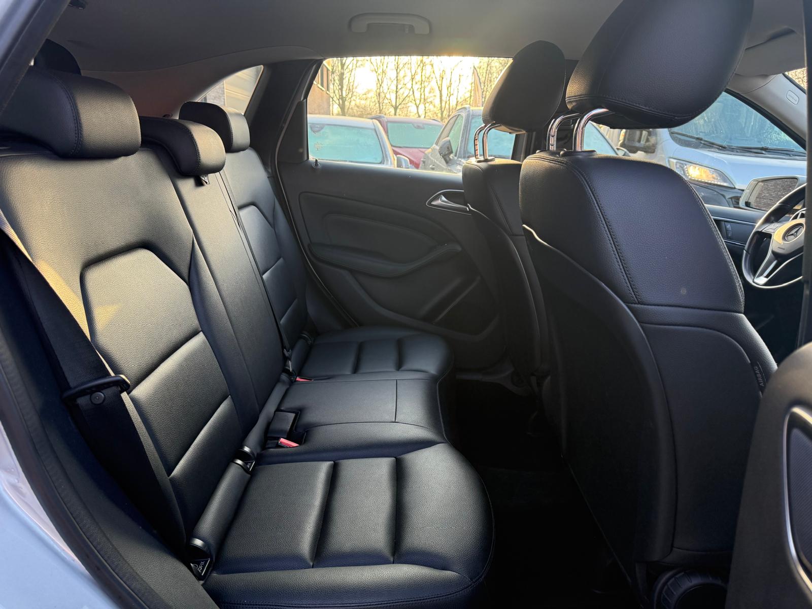 Mercedes-Benz B-klasse 180 Ambition | 2E EIGENAAR |3/6/12MND GARANTIE | AUTOMAAT | CRUISE | NAVI | XENON | LMV |