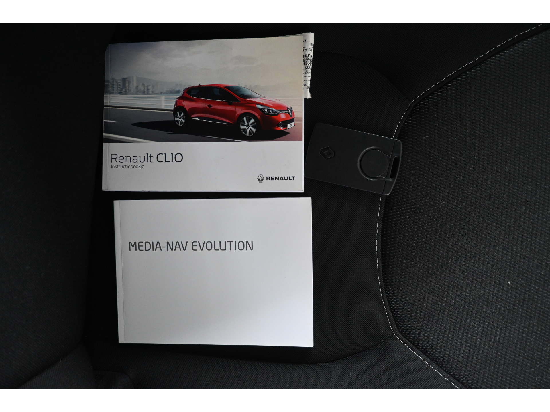 Renault Clio Estate 1.5 dCi ECO Dynamique Airco Navigatie Cruise control Lichtmetaal PDC Inruil Mogelijk!