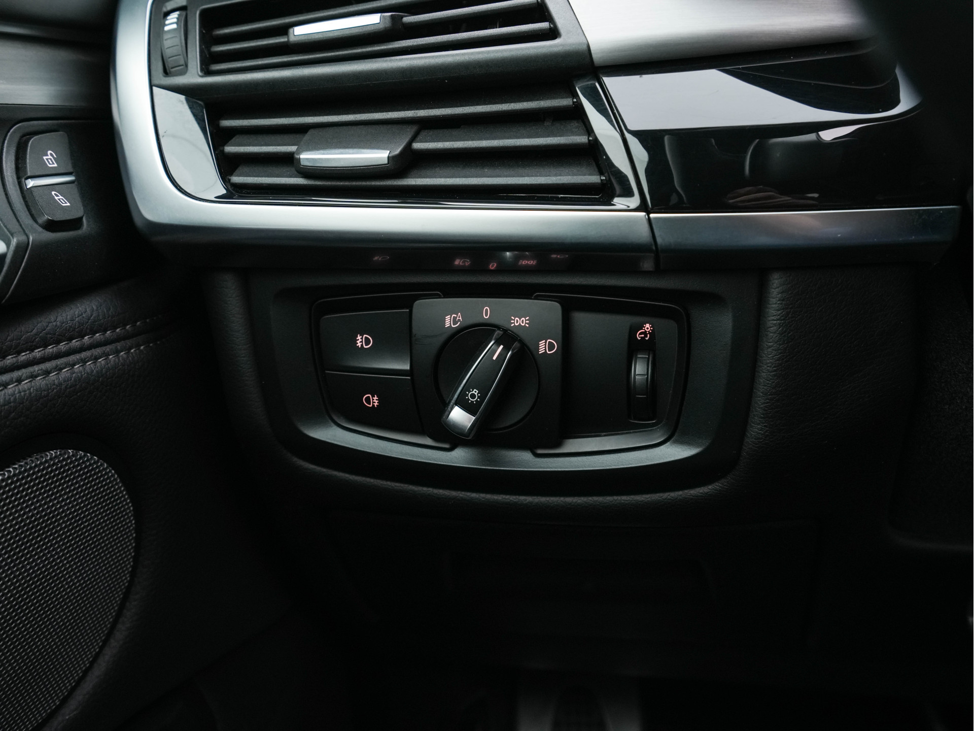 BMW X5 xDrive30d High Executive M-Sportpack Aut. *PANO | LUXURY-LEATHER | FULL-LED | HARMAN/KARDON-SURROUND | HEAD-UP | MEMORY-PACK | DIGI-COCKPIT | KEYLESS | CAMERA | NAVI-FULLMAP | AMBIENT-LIGHT | HEATED-COMFORT-SEATS | SHIFT-PADDLES