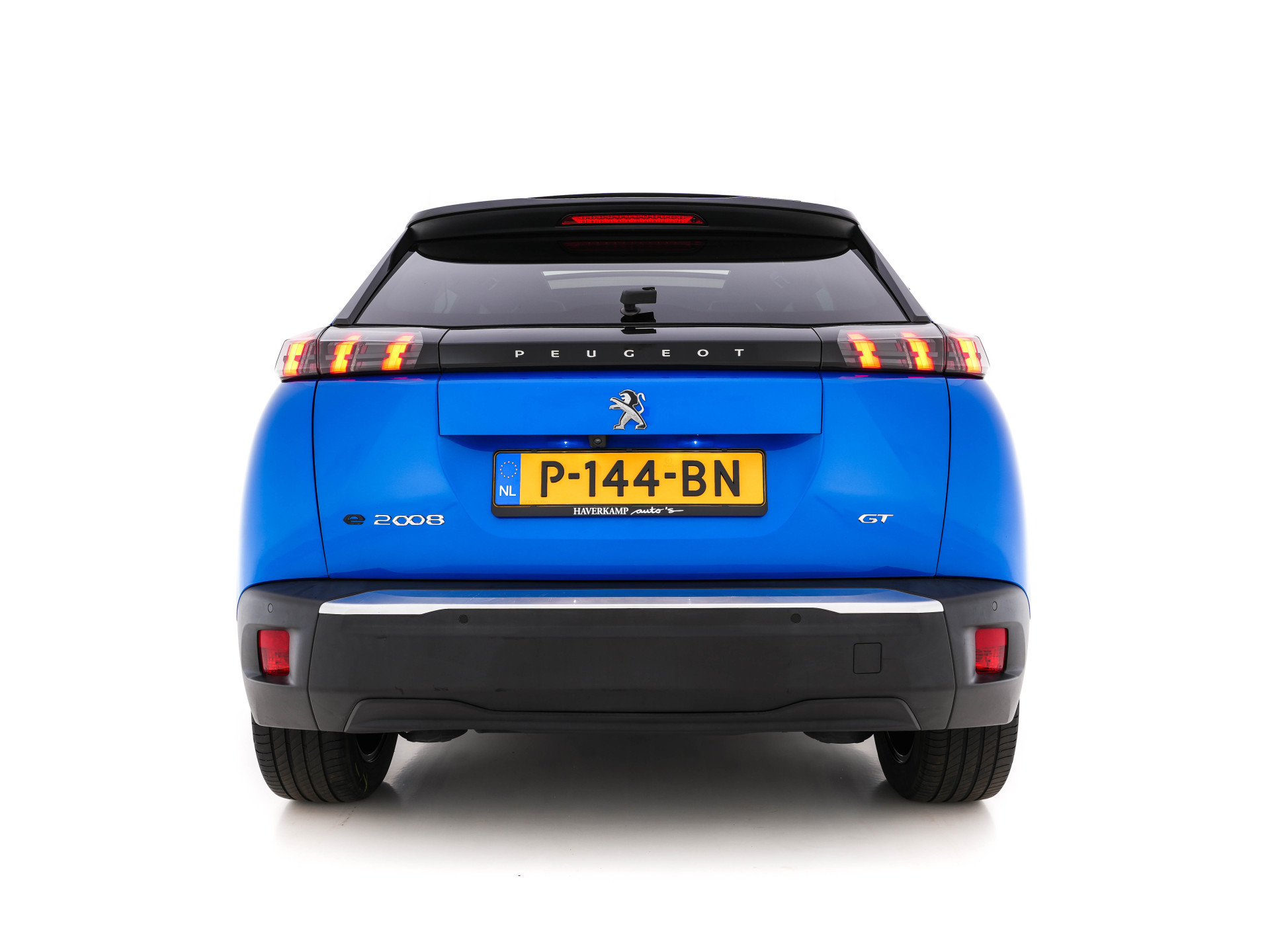 Peugeot e-2008 EV GT 50 kWh {SOH-91%} (INCL-BTW) Aut. *PANO | ADAPT.CRUISE | DIGI-COCKPIT | FULL-LED | BLIS | KEYLESS | MICROFIBRE-LEATHER | CAMERA | CARPLAY | CCS-FASTLOADER | DAB+ | NAVI-FULLMAP | ECC | PDC | SPORT-SEATS | ...