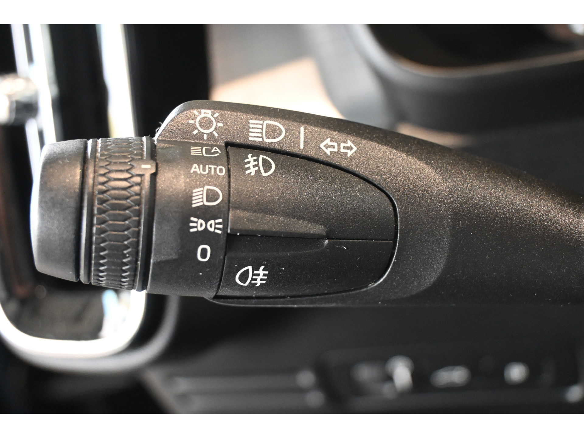 Volvo XC40 1.5 T5 Recharge Inscription Clima Cruise CarPlay Trekhaak PDC Lane Assist Camera 100% Onderhouden! Inruil Mogelijk!