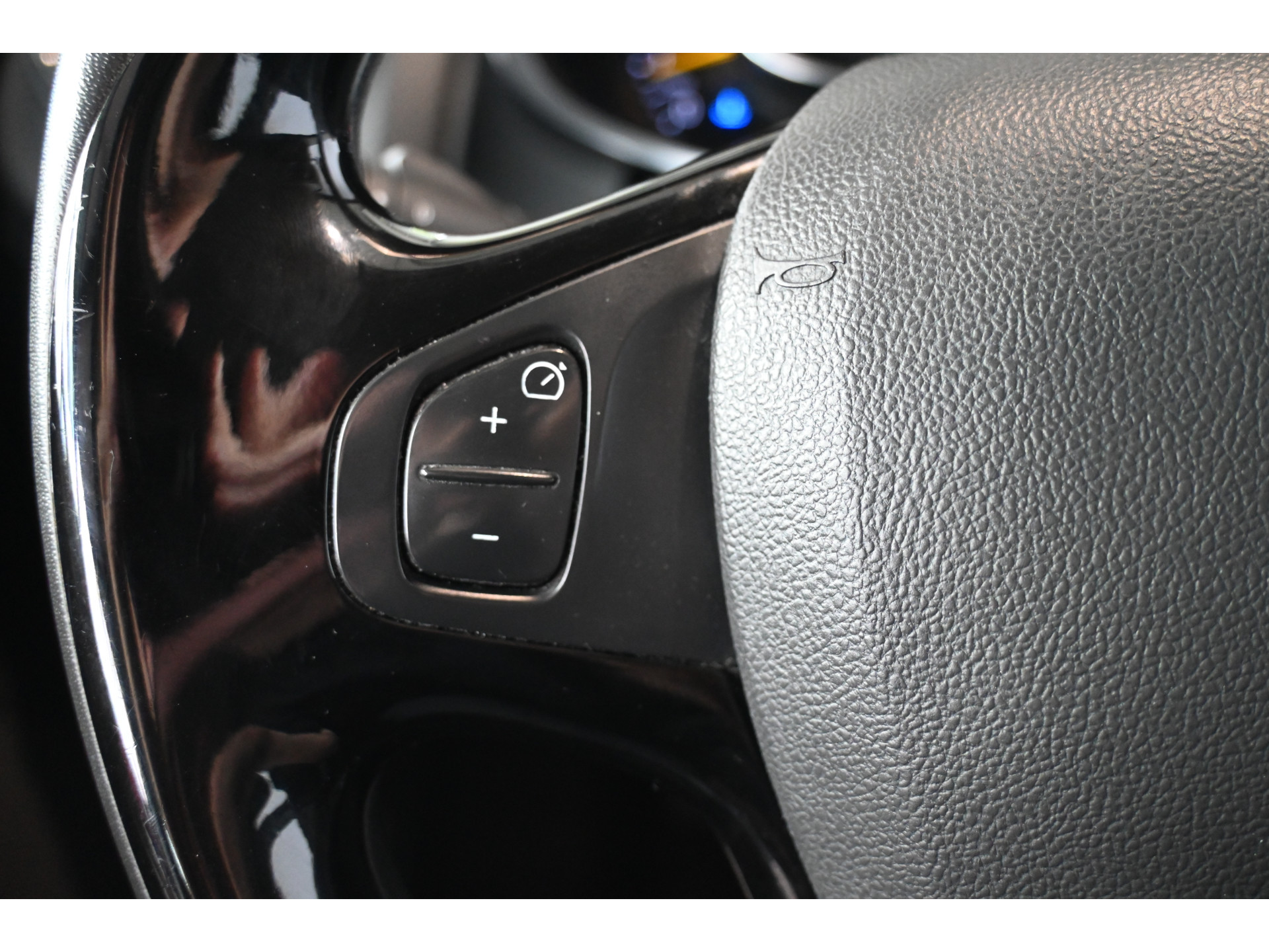 Renault Clio Estate 1.5 dCi ECO Dynamique Airco Navigatie Cruise control Lichtmetaal PDC Inruil Mogelijk!