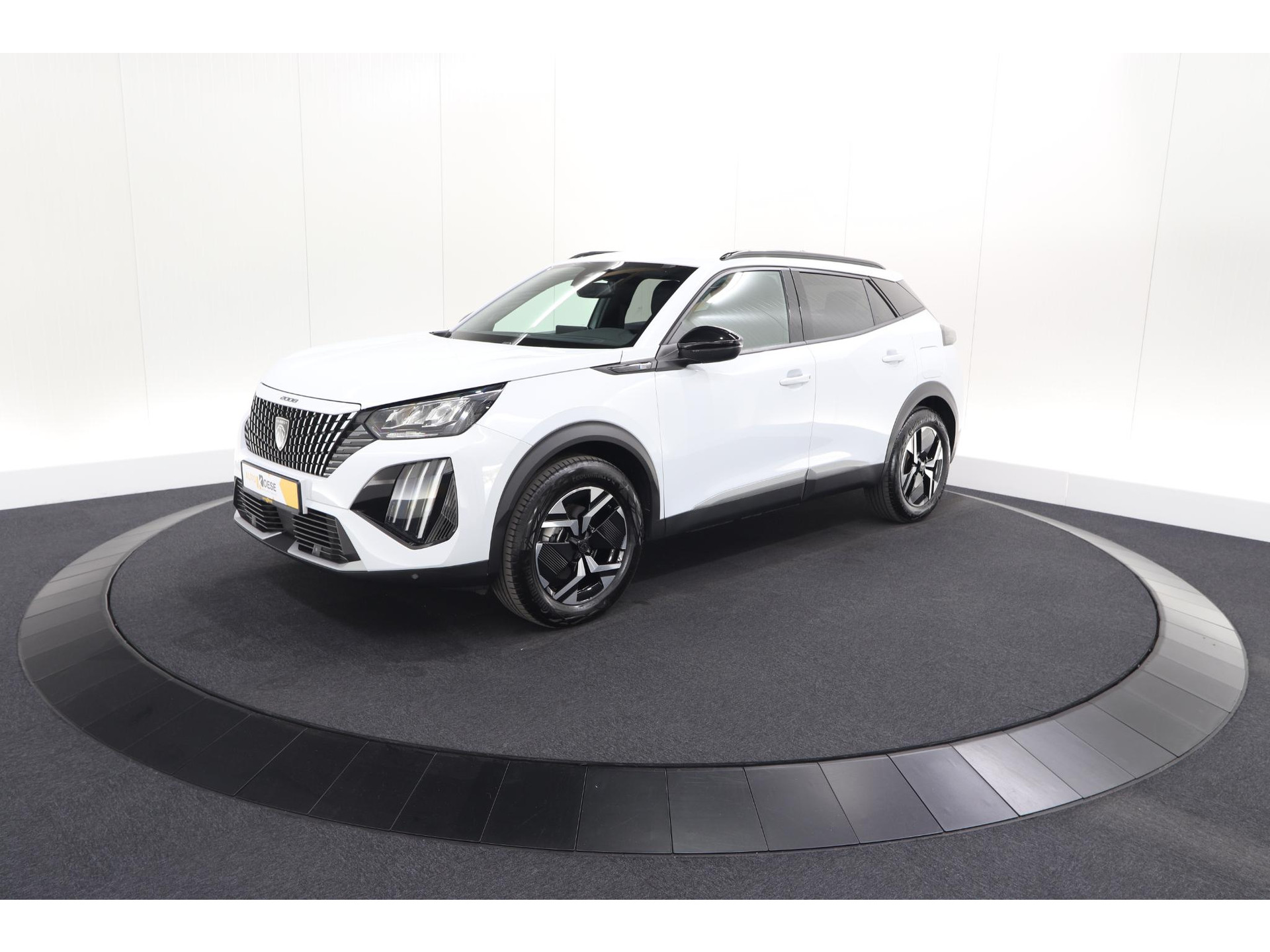 Peugeot e-2008 EV Allure 54 kWh | 97,9% SOH | 11 KW Lader | Apple Carplay | Parkeersensoren