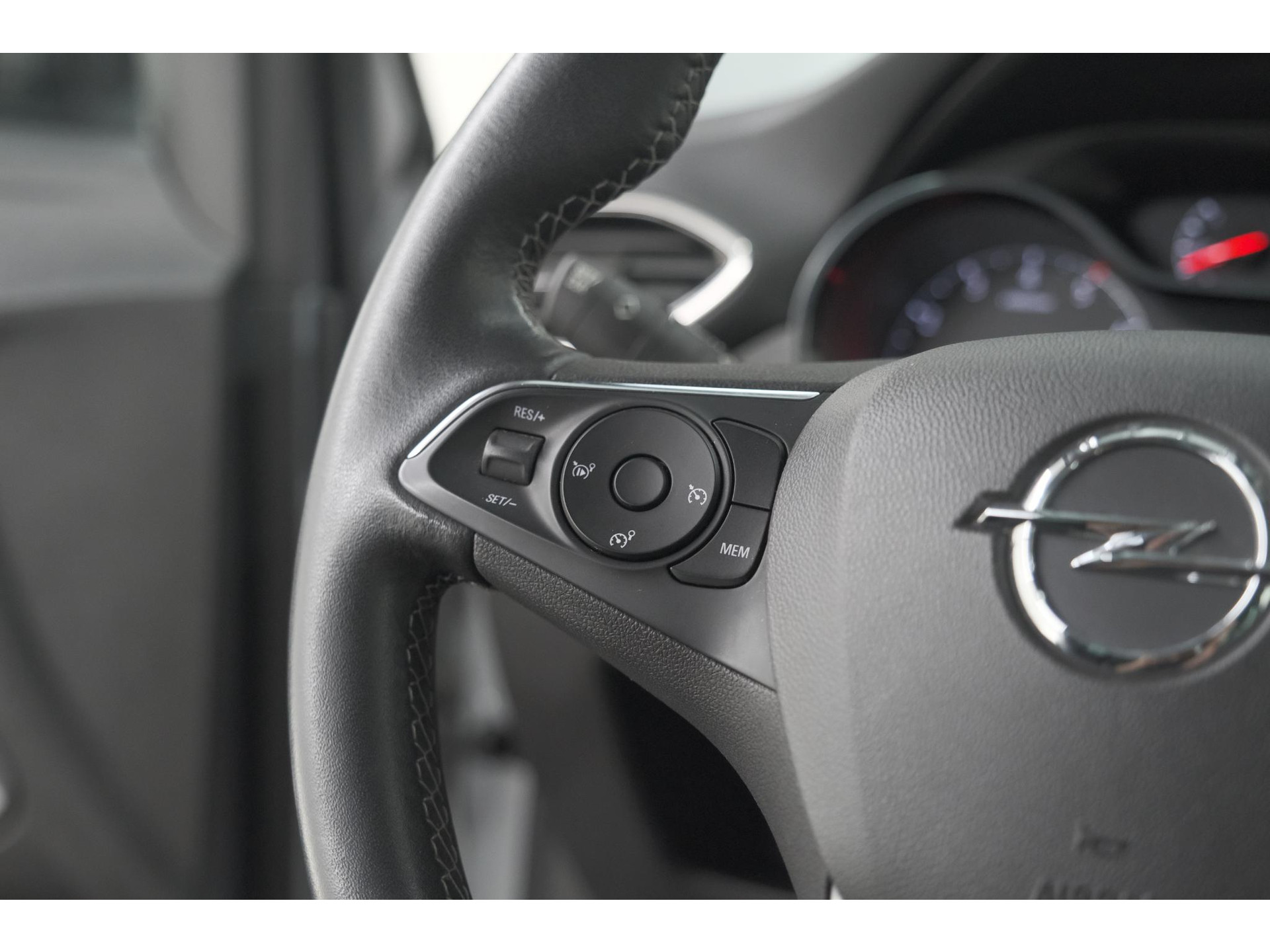 Opel Crossland 1.2 Turbo Ultimate | Camera | Dodehoekdetectie | Comfort Pakket | Apple Carplay